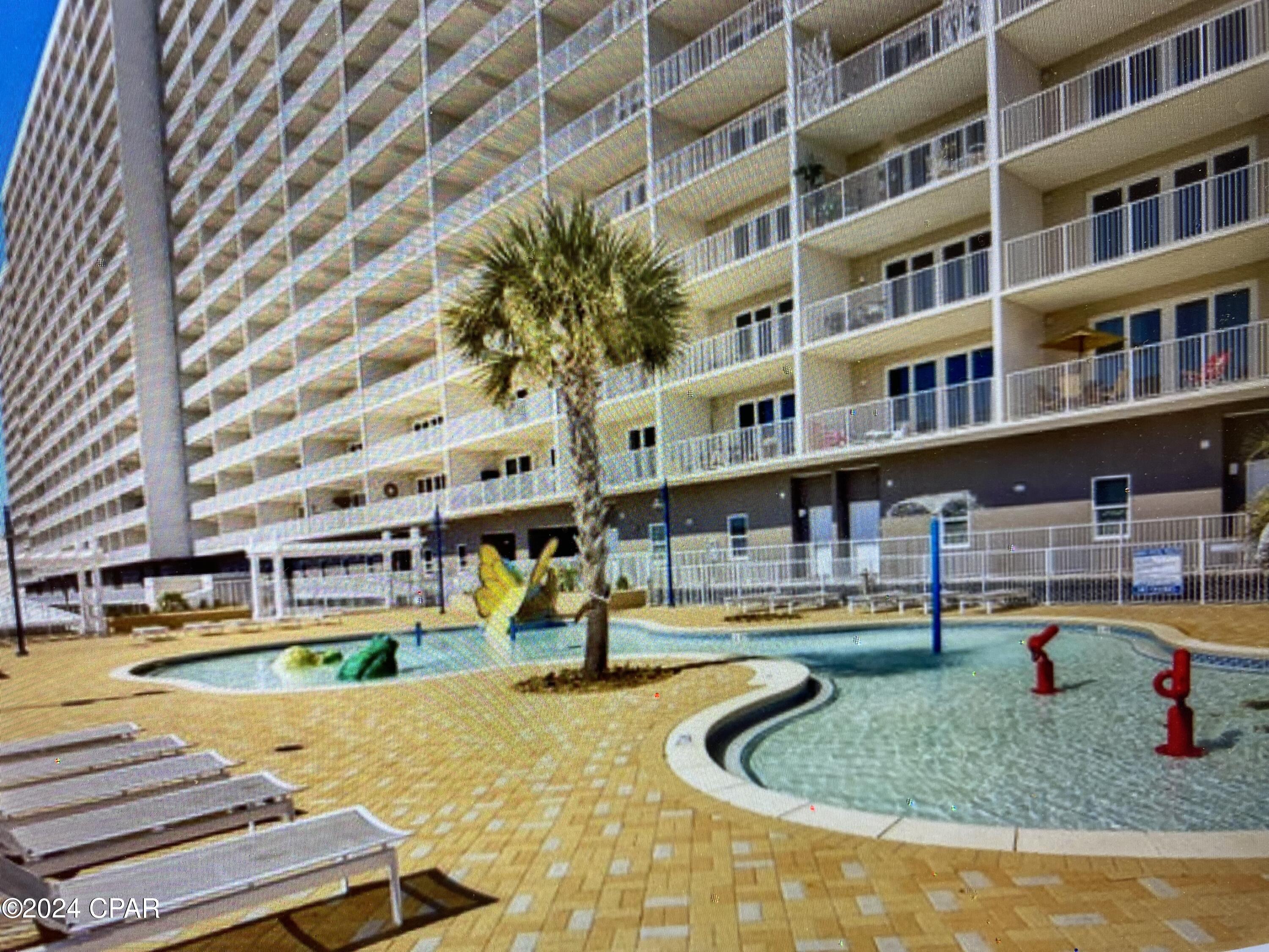 Laketown Wharf - Residential