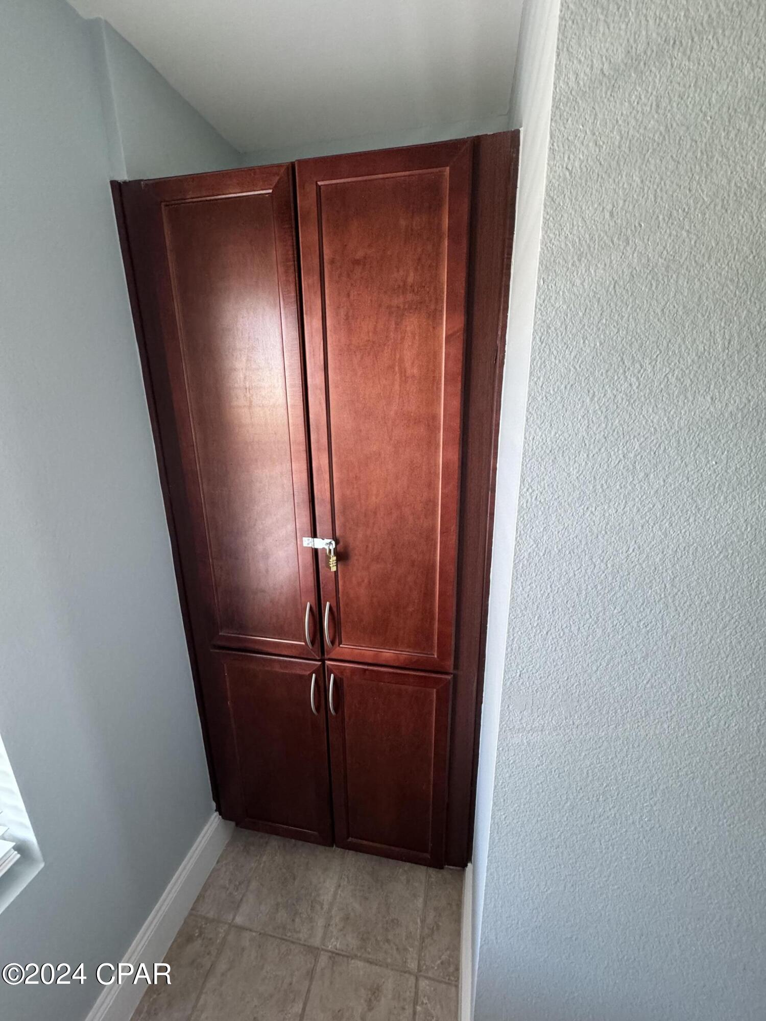 Laketown Wharf - Residential