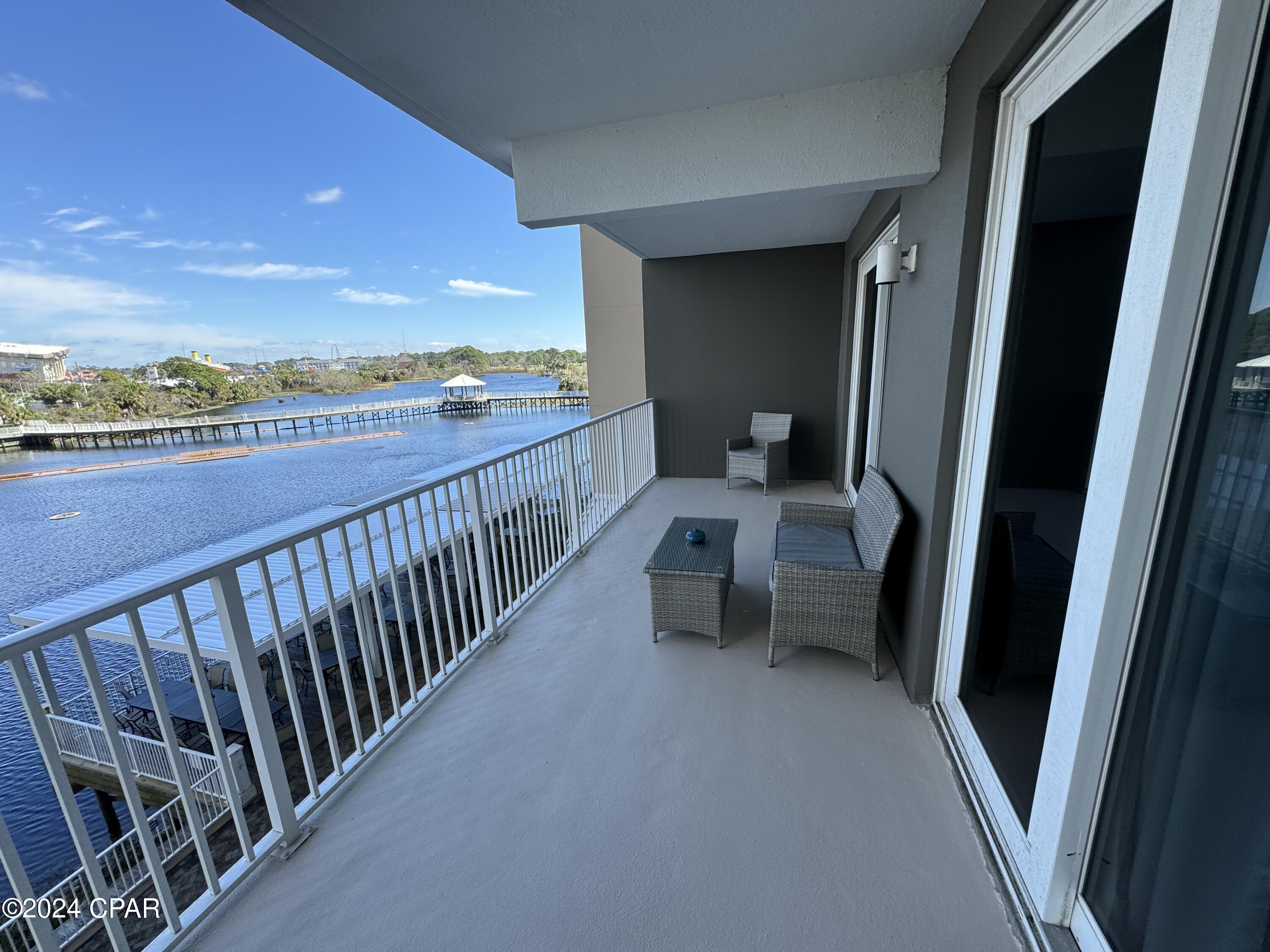 Laketown Wharf - Residential