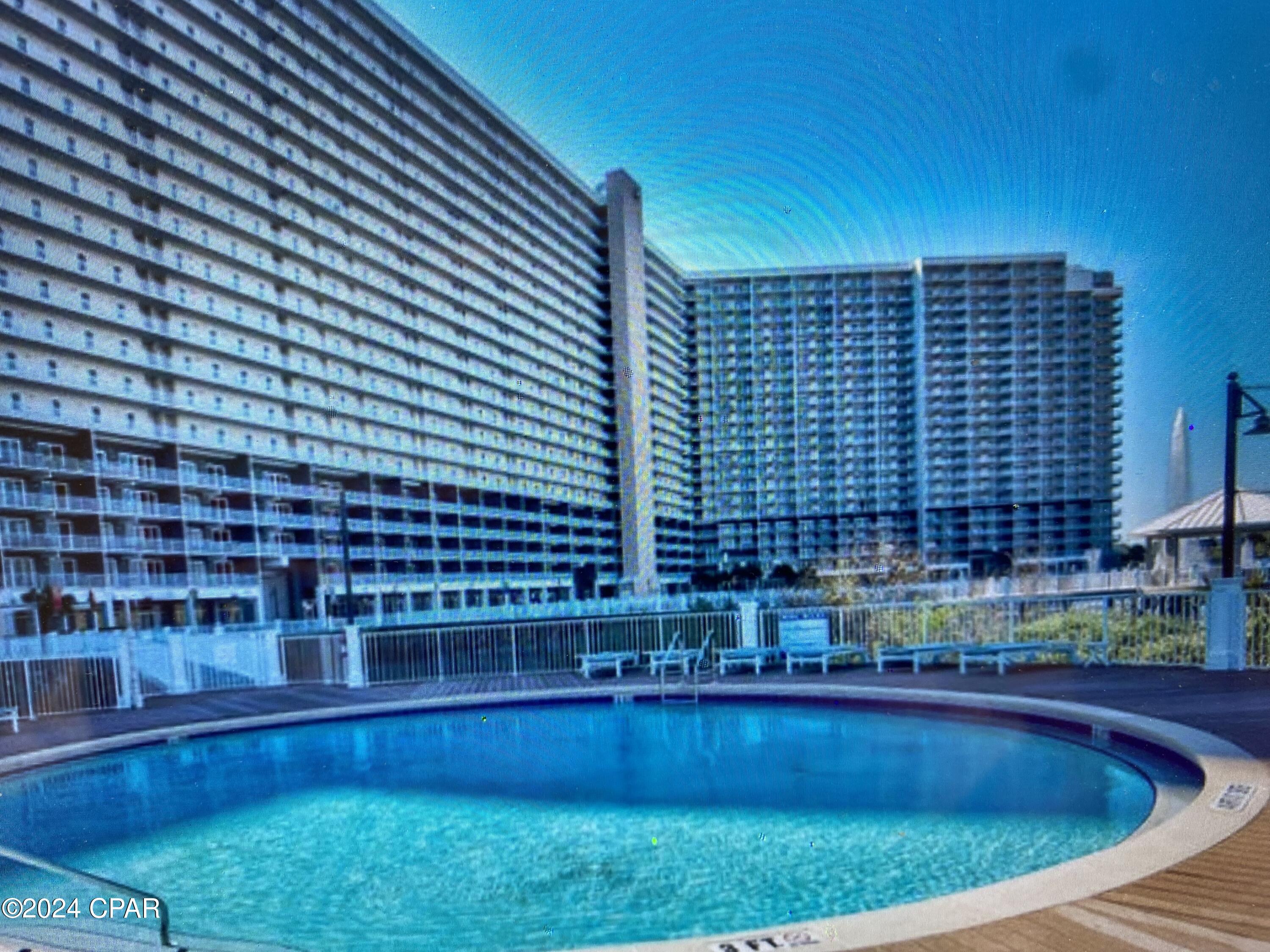 Laketown Wharf - Residential