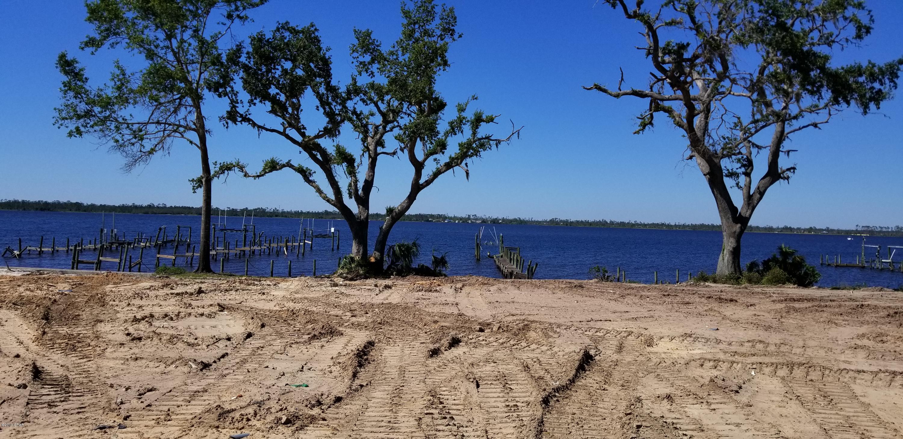 Country Club Harbour Estates - Land