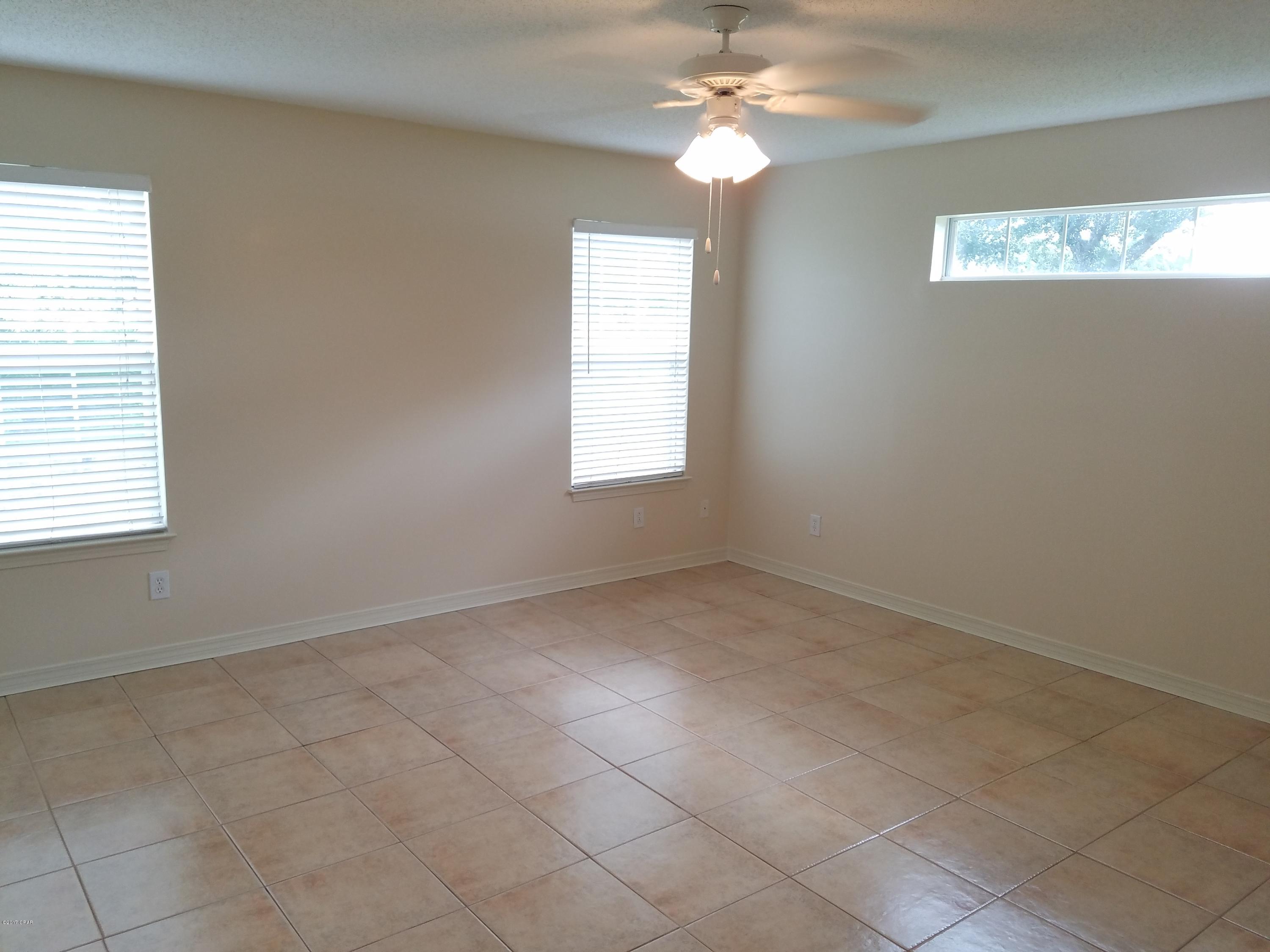 Palmetto Trace Phase 1 - Residential Lease