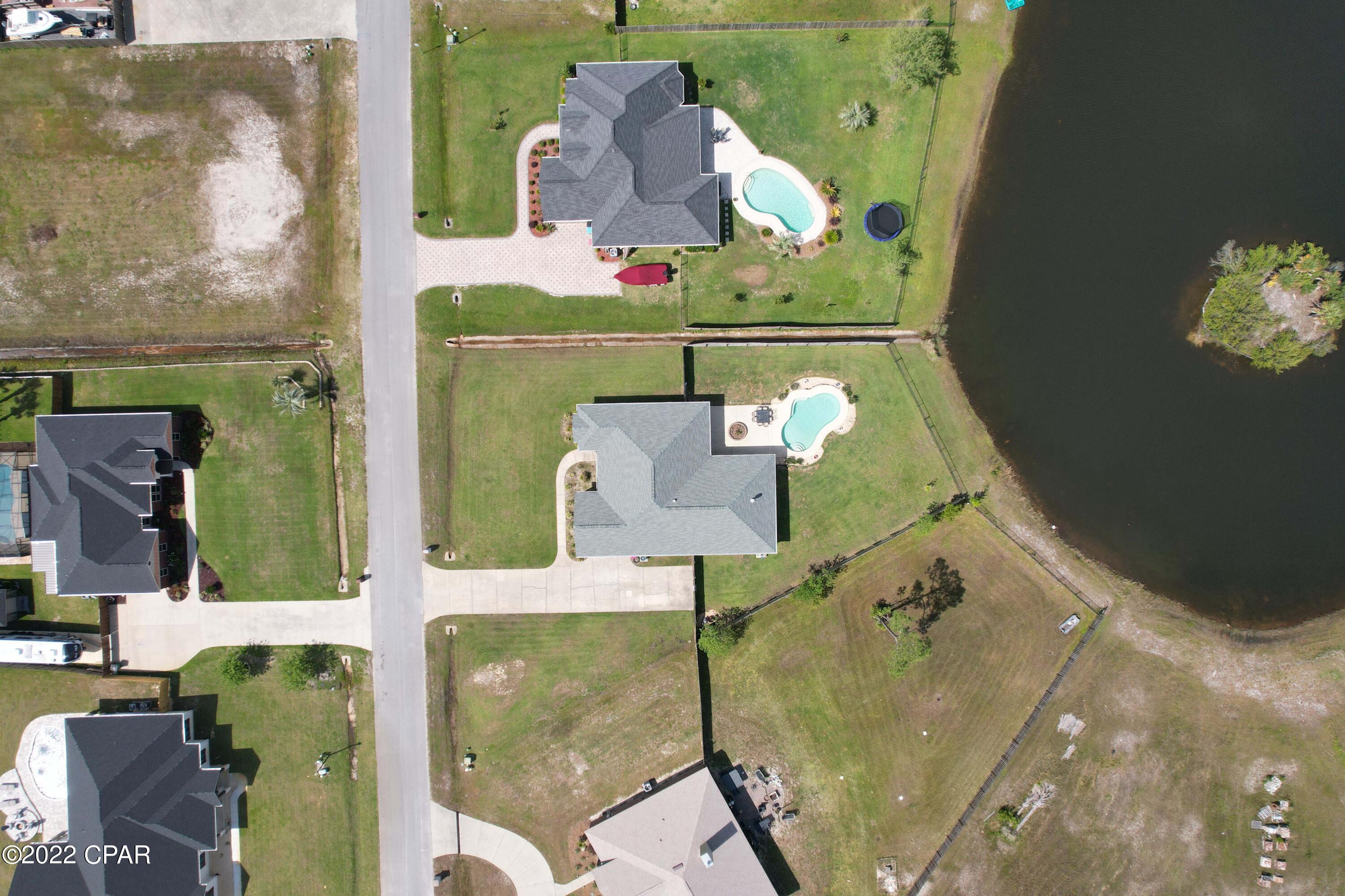 Kirkland Manor - Residential