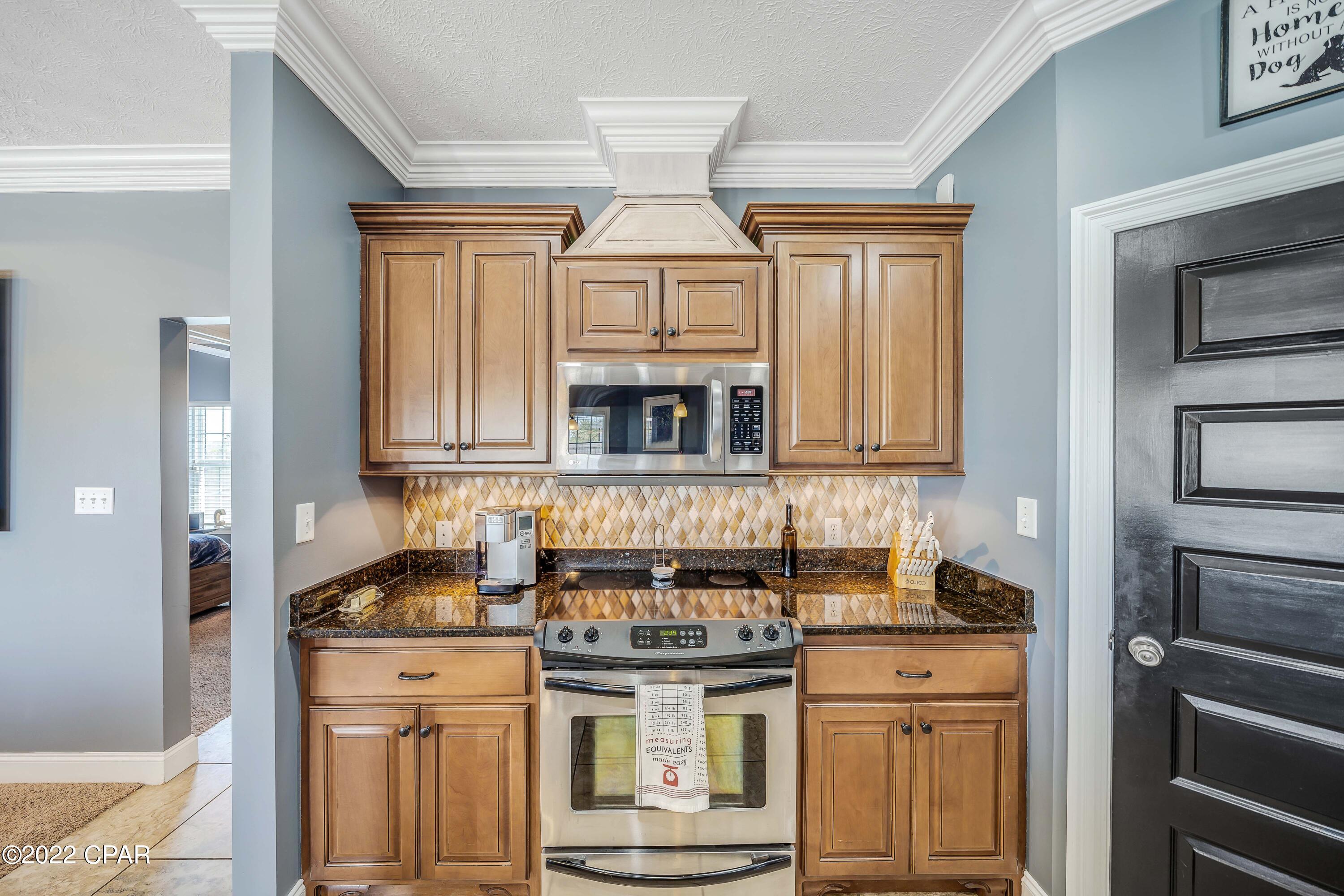 Kirkland Manor - Residential