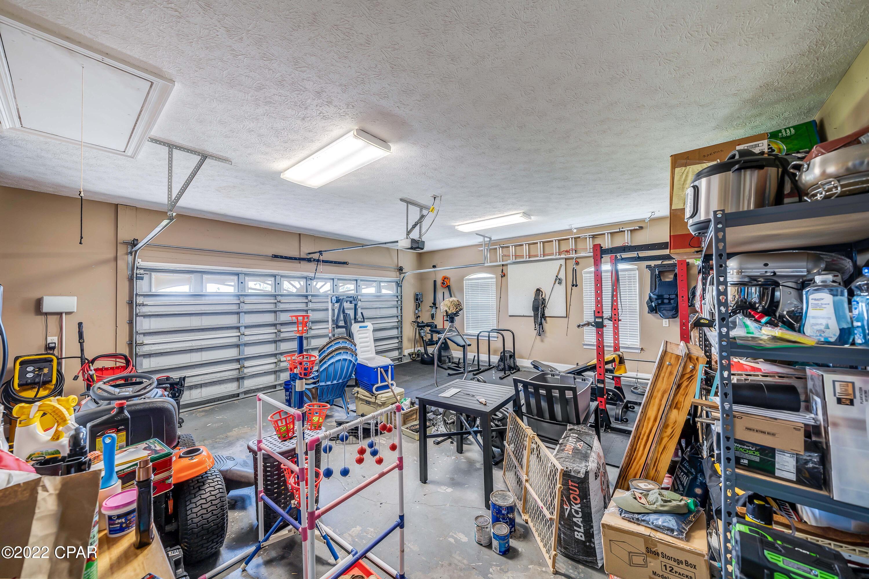 Kirkland Manor - Residential