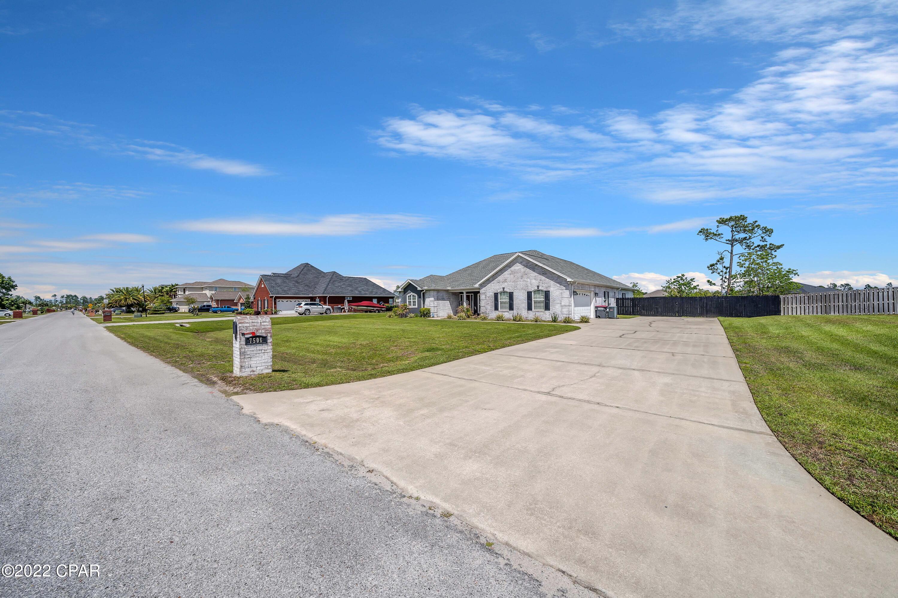 Kirkland Manor - Residential