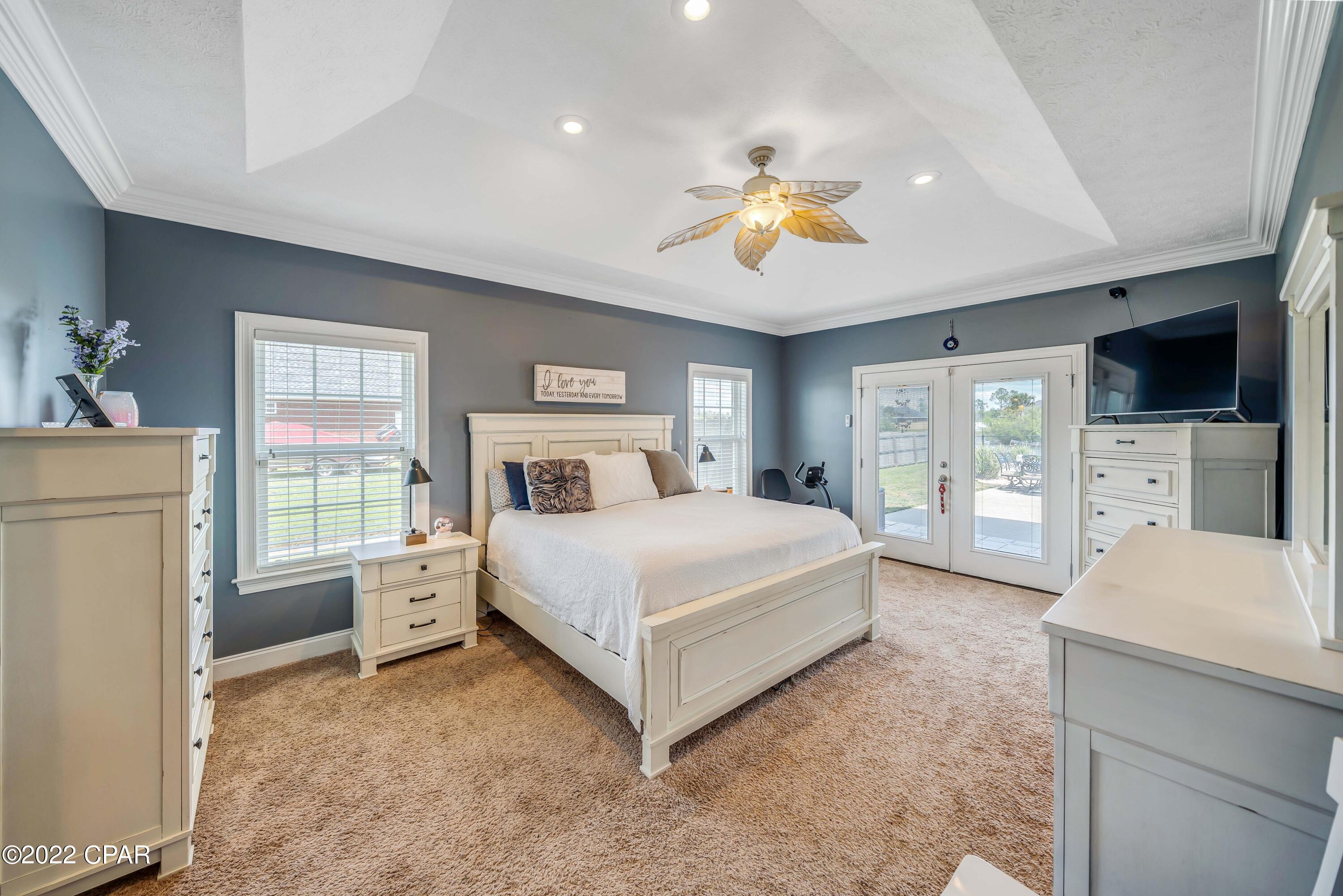 Kirkland Manor - Residential