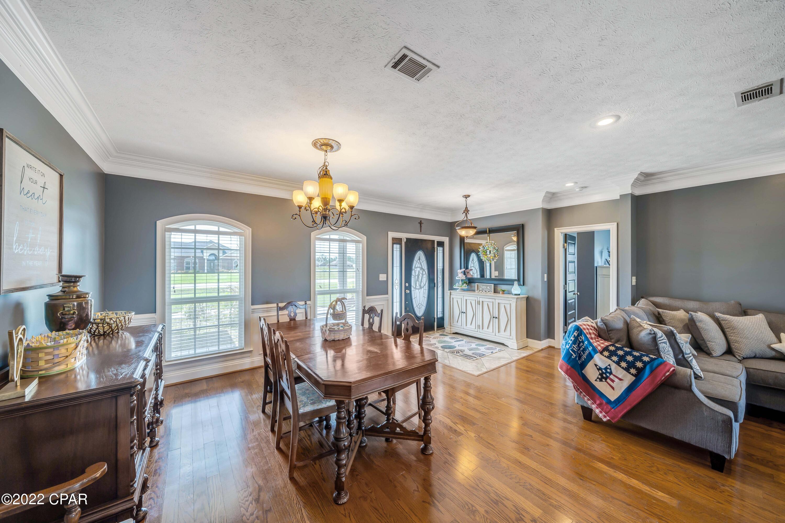 Kirkland Manor - Residential