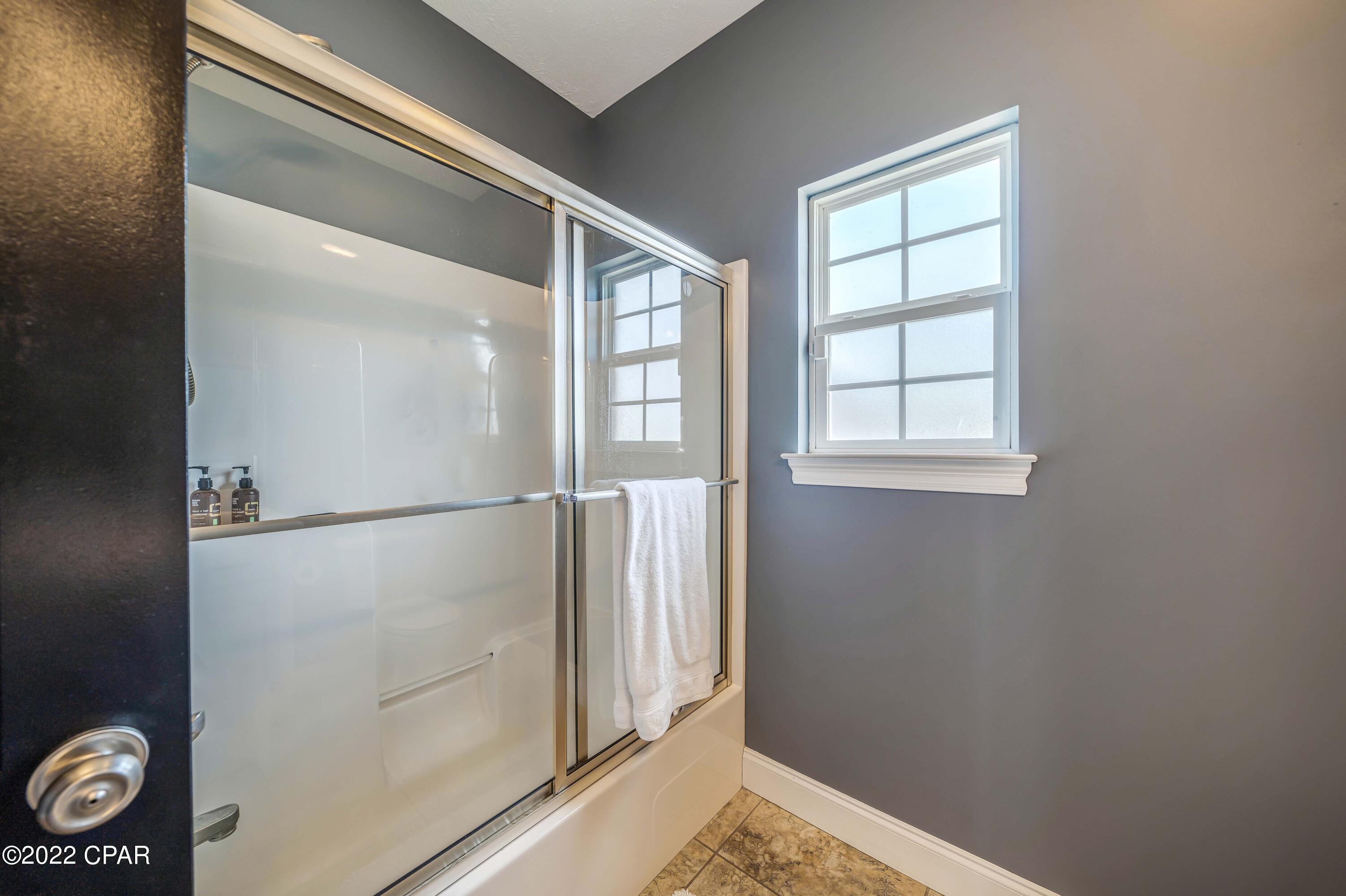 Kirkland Manor - Residential