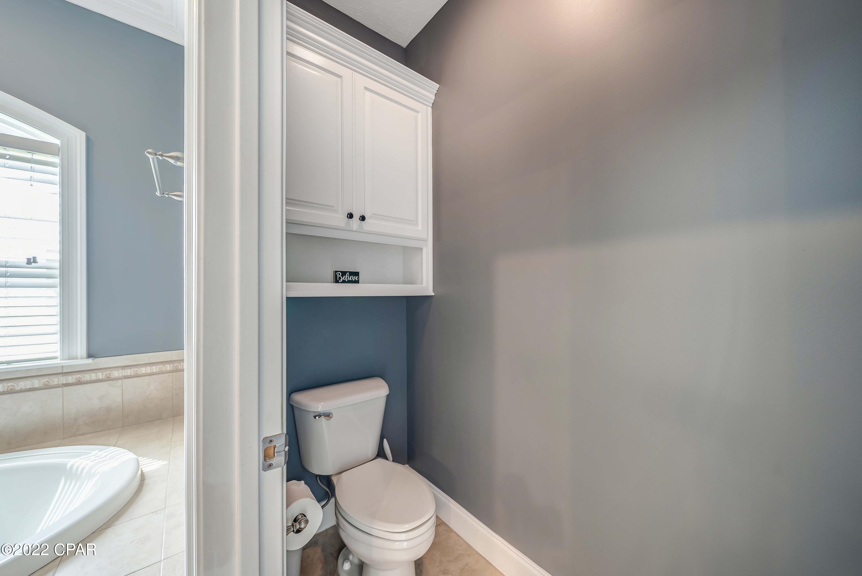 Kirkland Manor - Residential