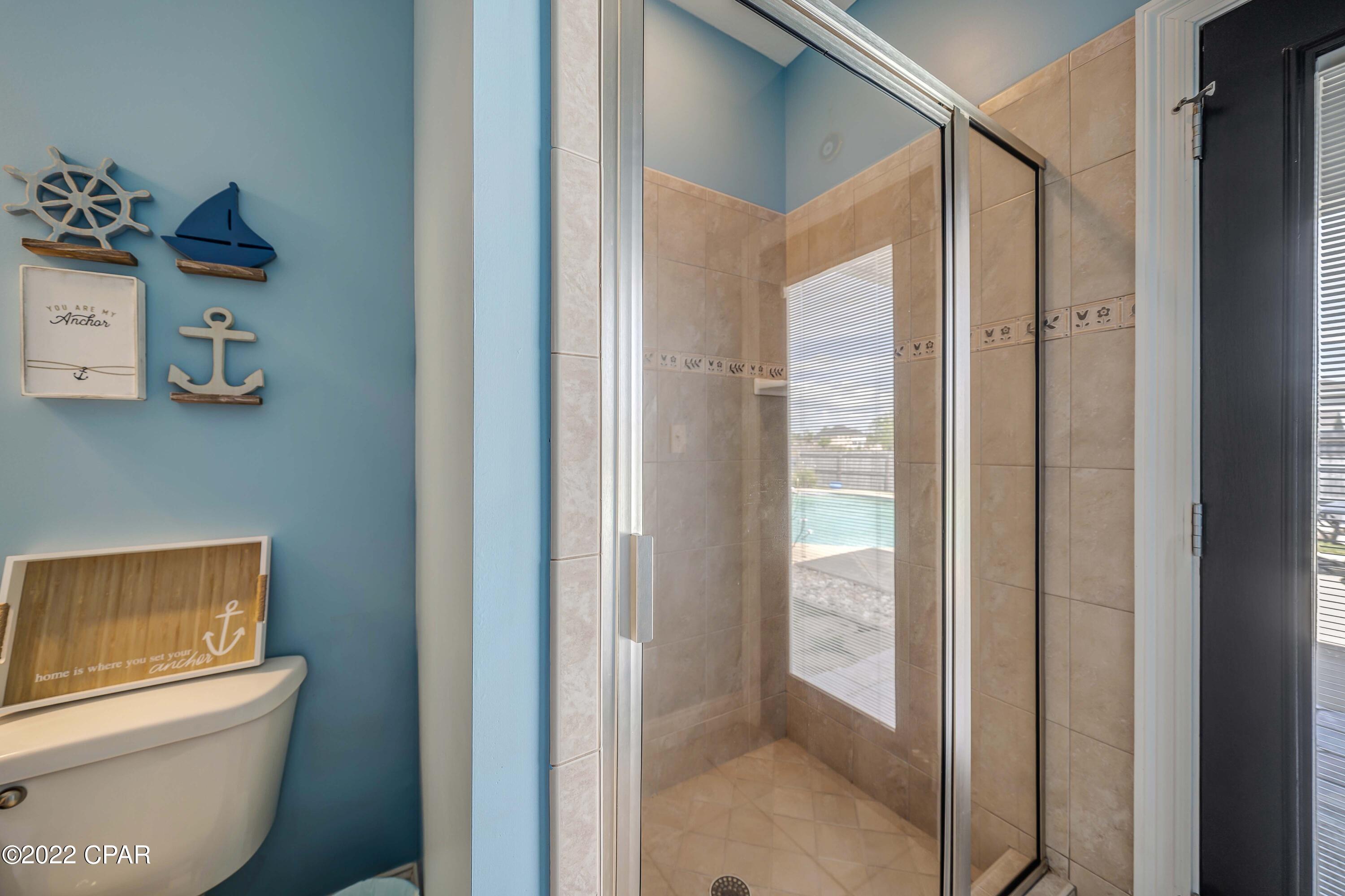 Kirkland Manor - Residential