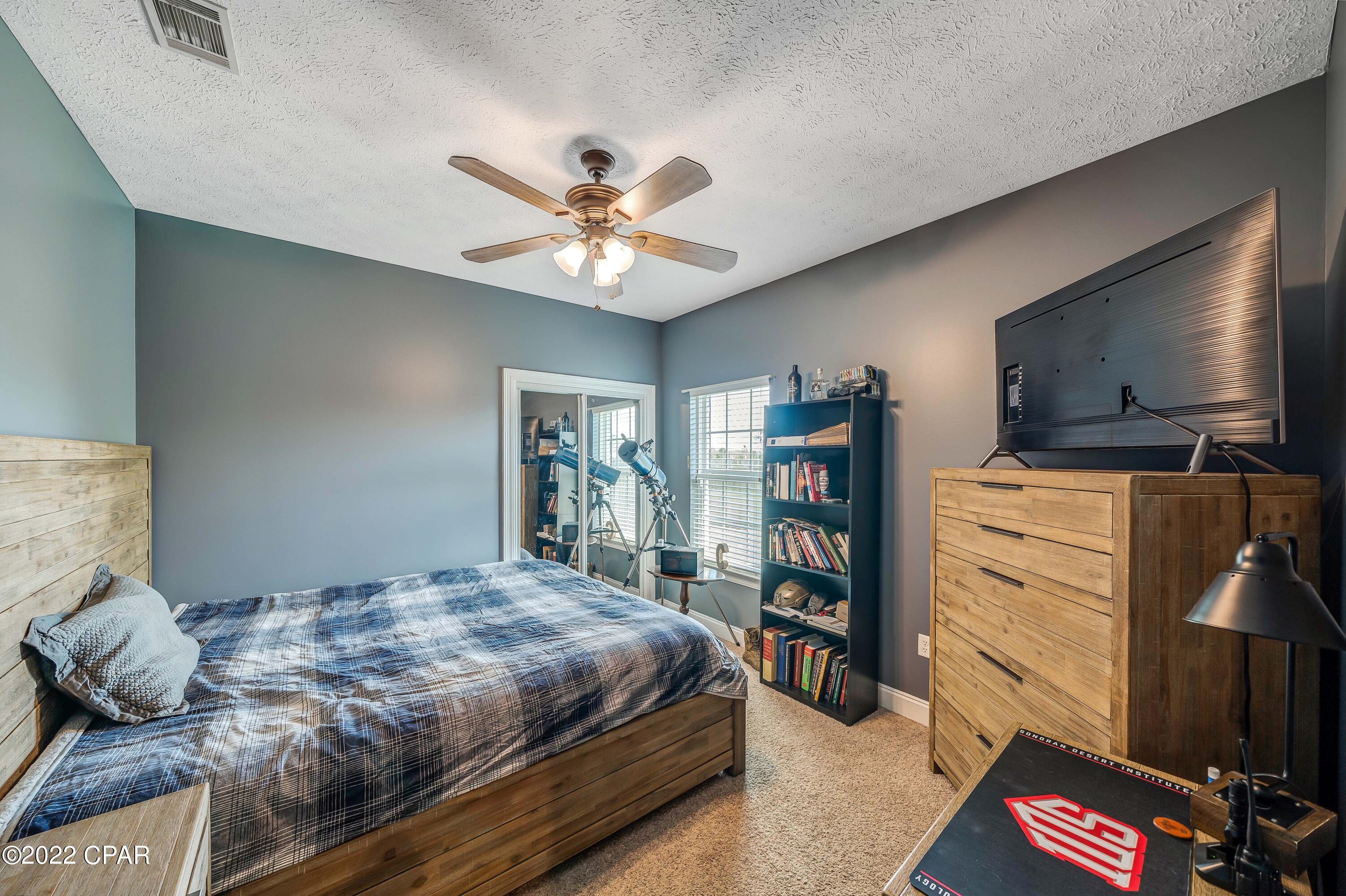 Kirkland Manor - Residential