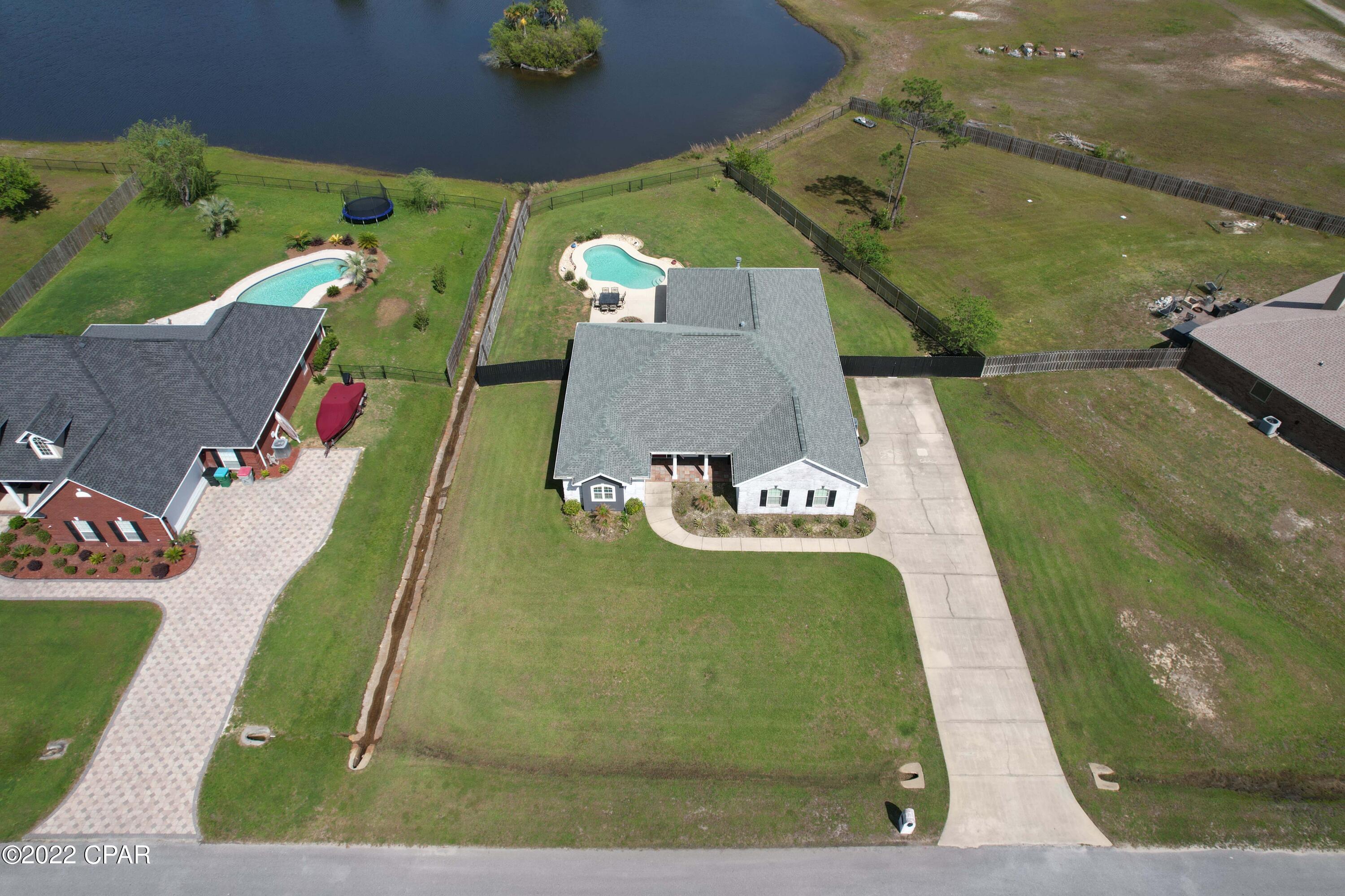 Kirkland Manor - Residential