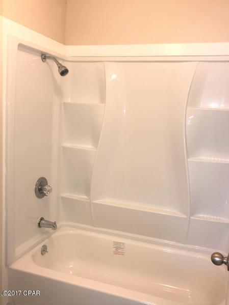 Greenwood Estates 4 - Residential Lease