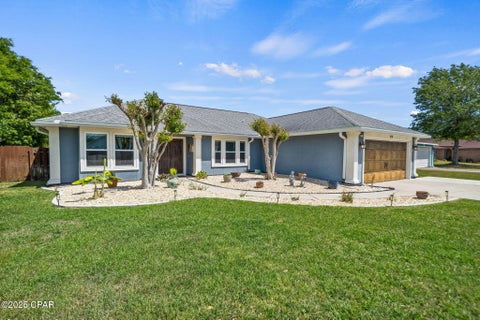 Featured picture for the property 772712