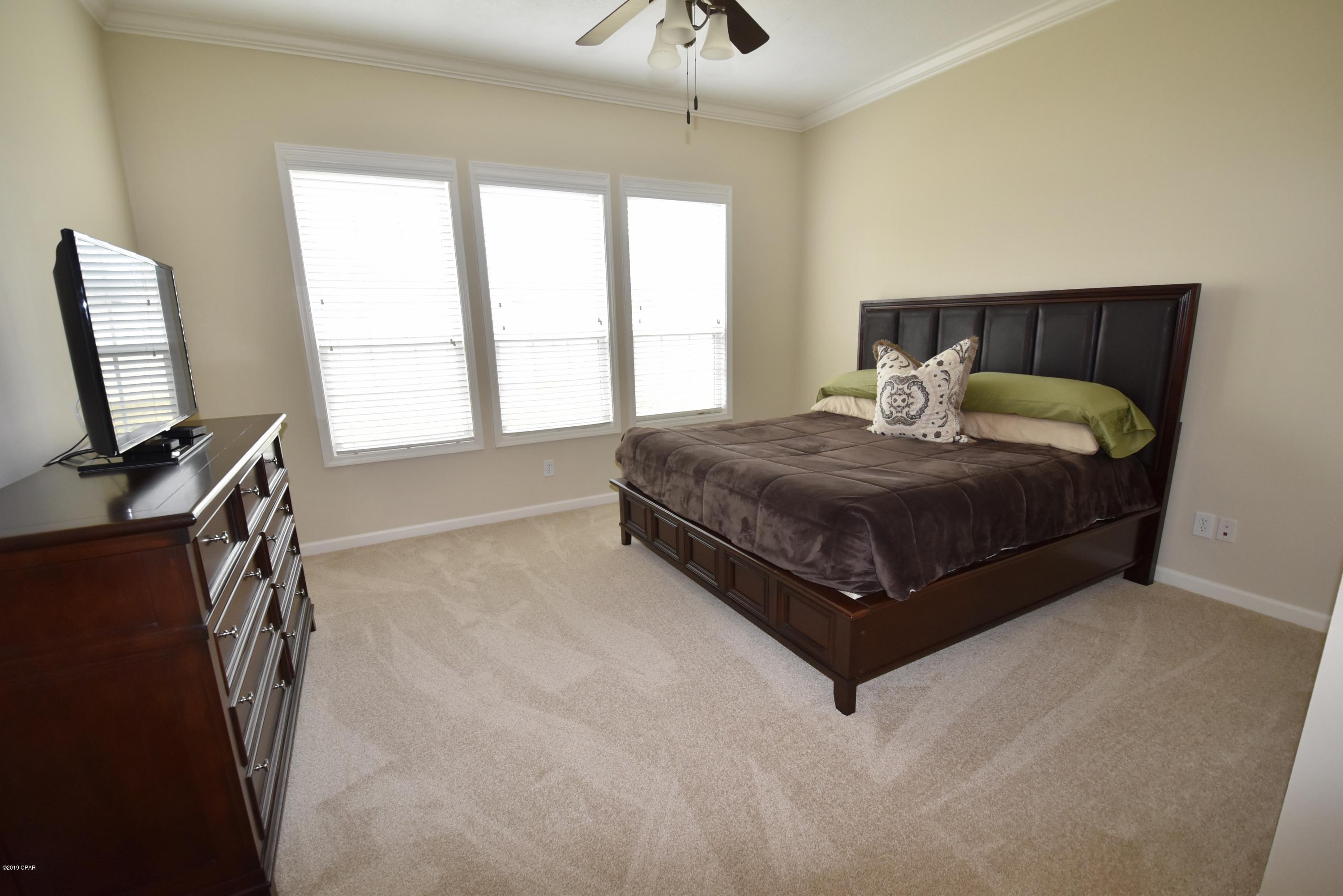 Hawks Landing - Residential