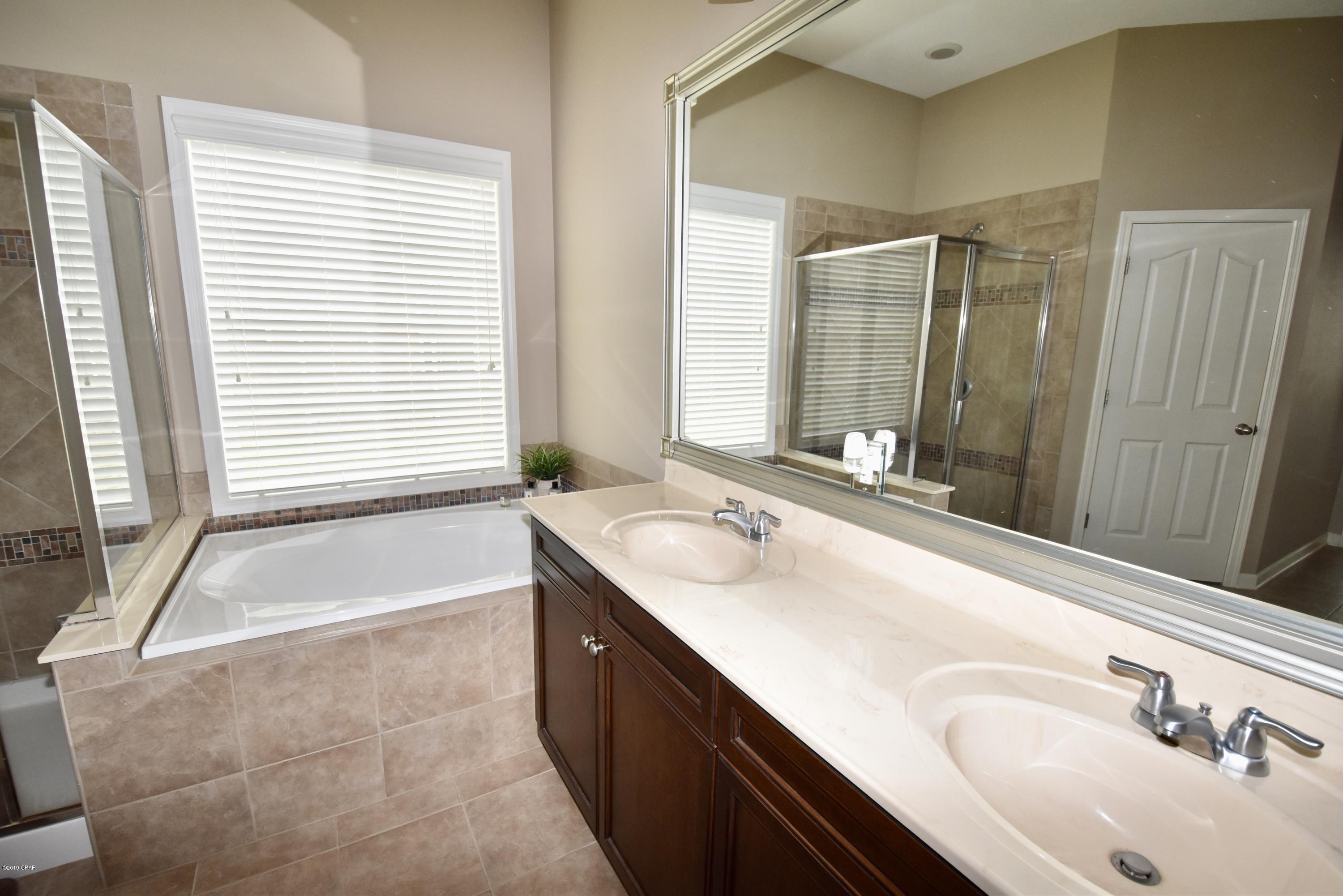 Hawks Landing - Residential