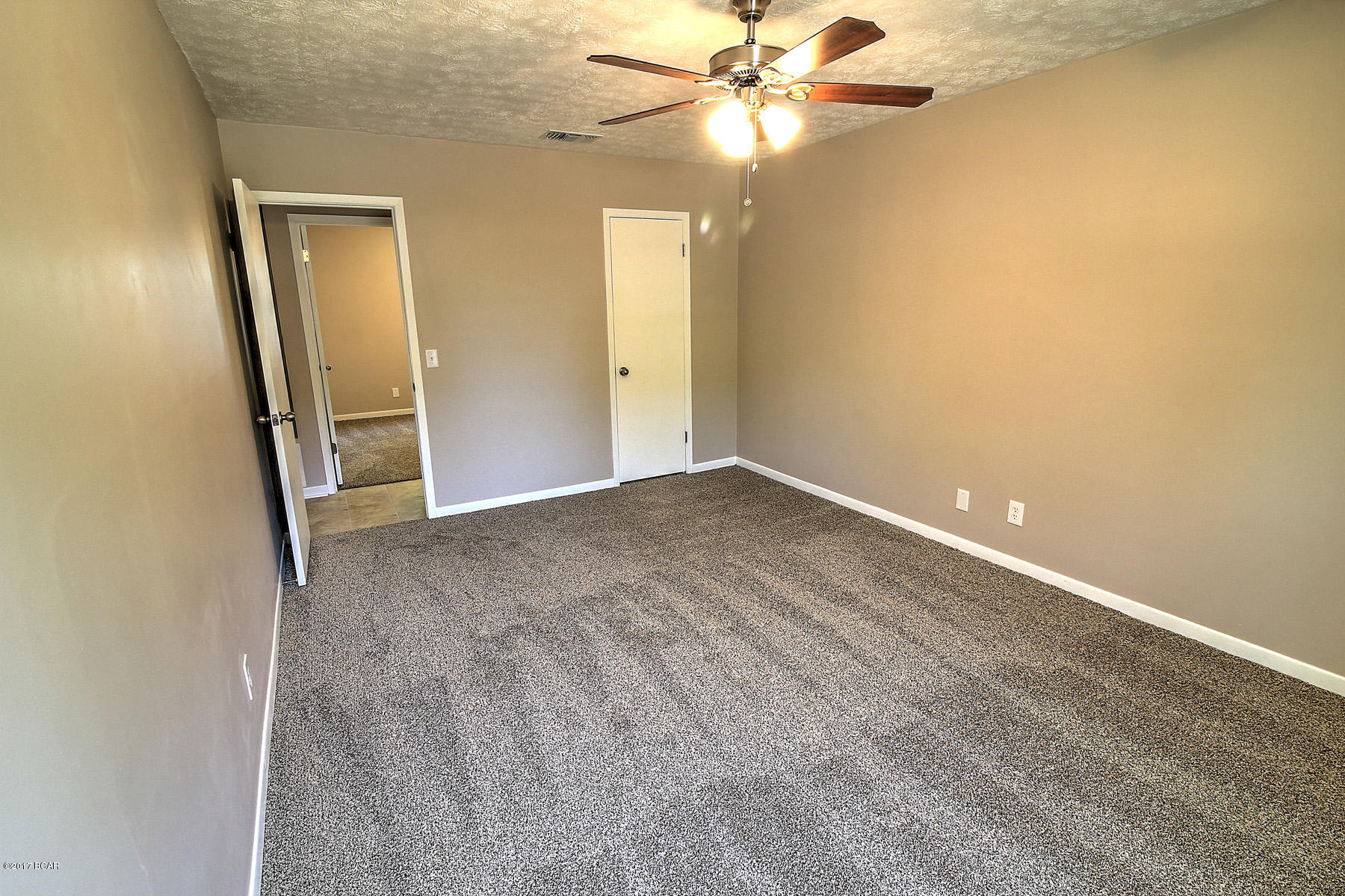 Towne & Country Lake Estates - Residential