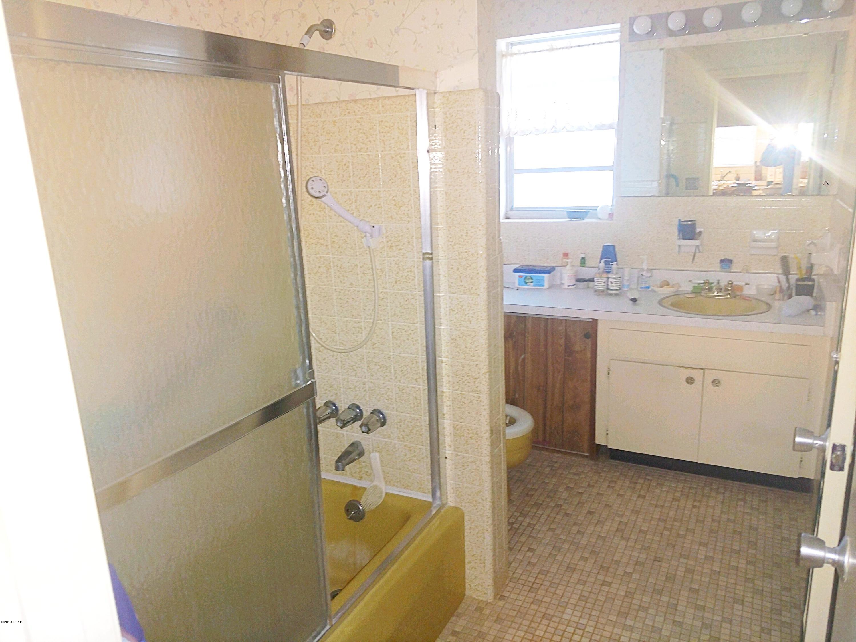 Sunny Hills Unit 4 - Residential