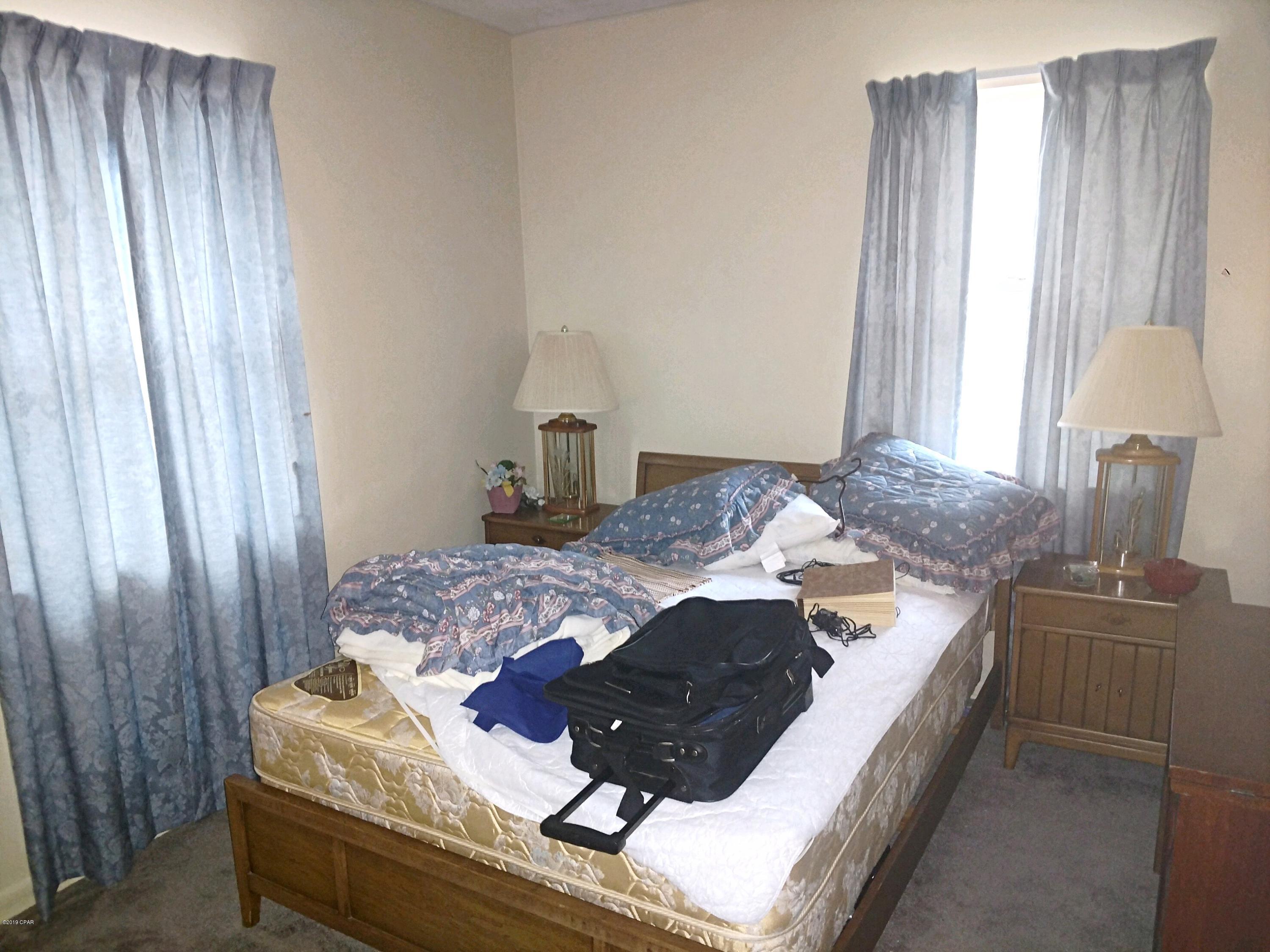 Sunny Hills Unit 4 - Residential