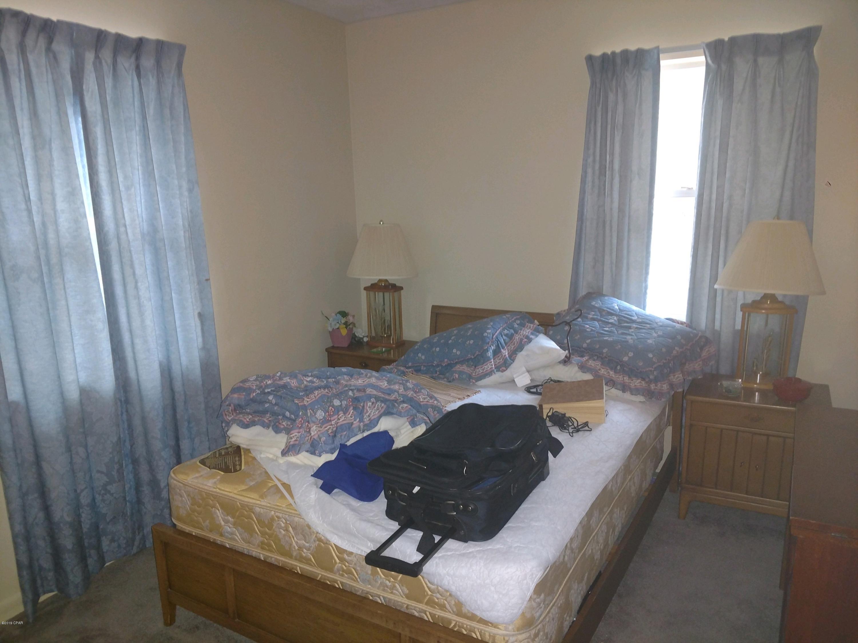 Sunny Hills Unit 4 - Residential