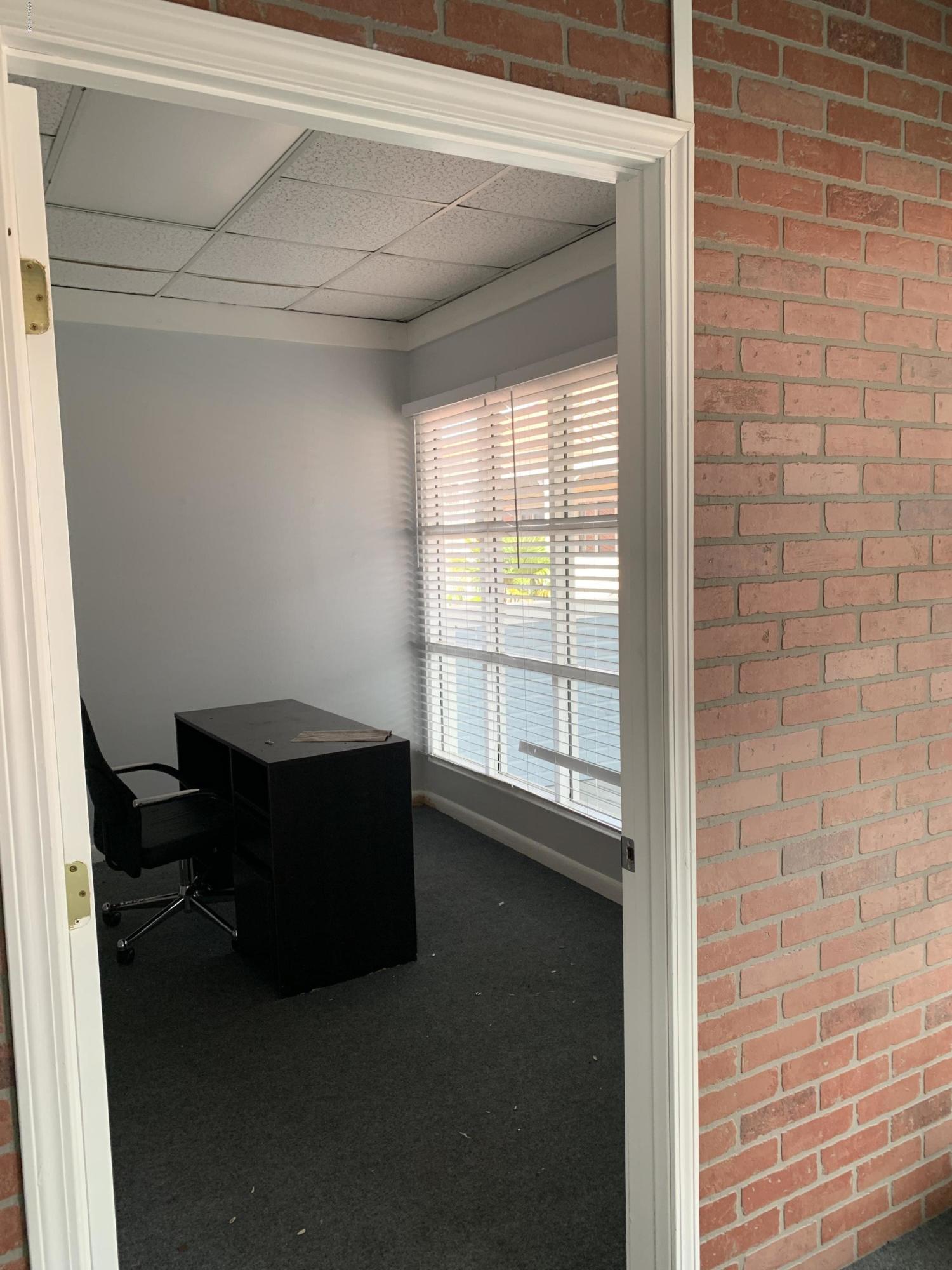 Promenade Shopping Mall - Commercial Lease