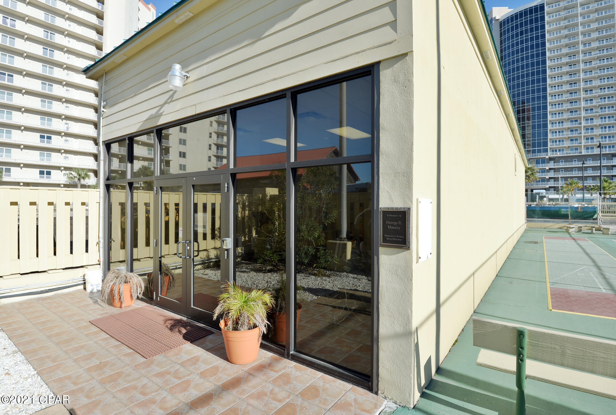 Sunbird Condo - Residential