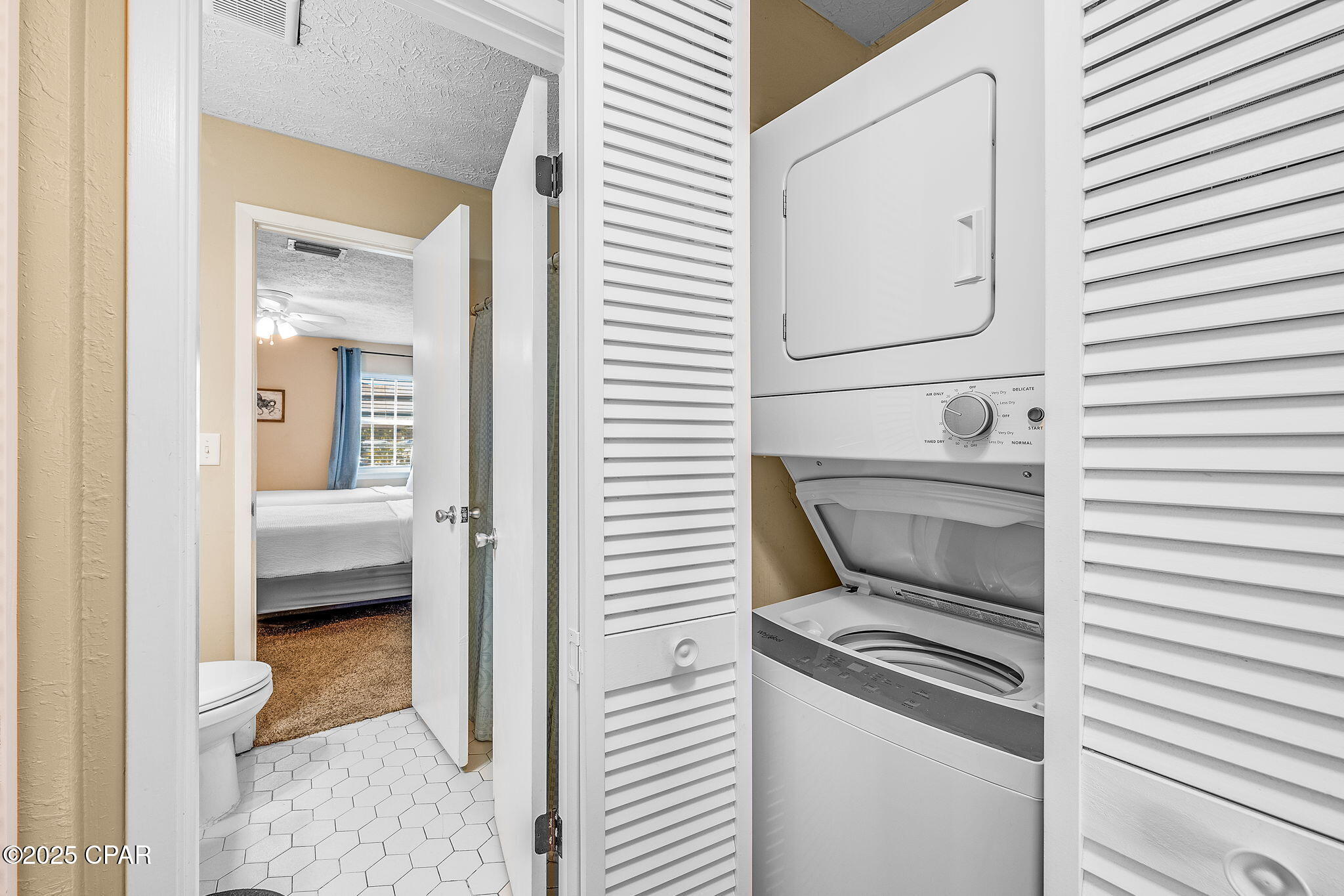 Lullwater Beach - Residential