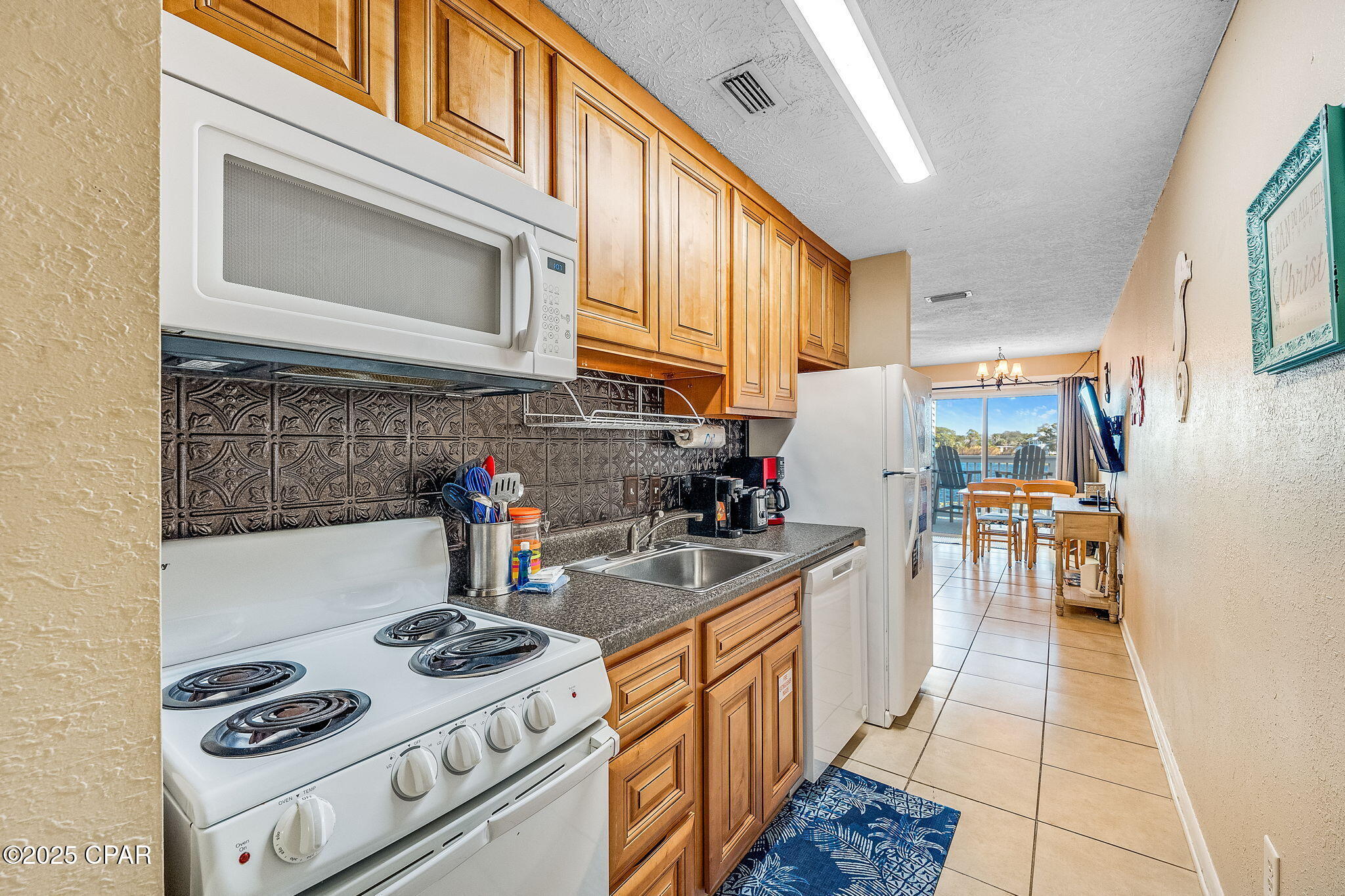 Lullwater Beach - Residential