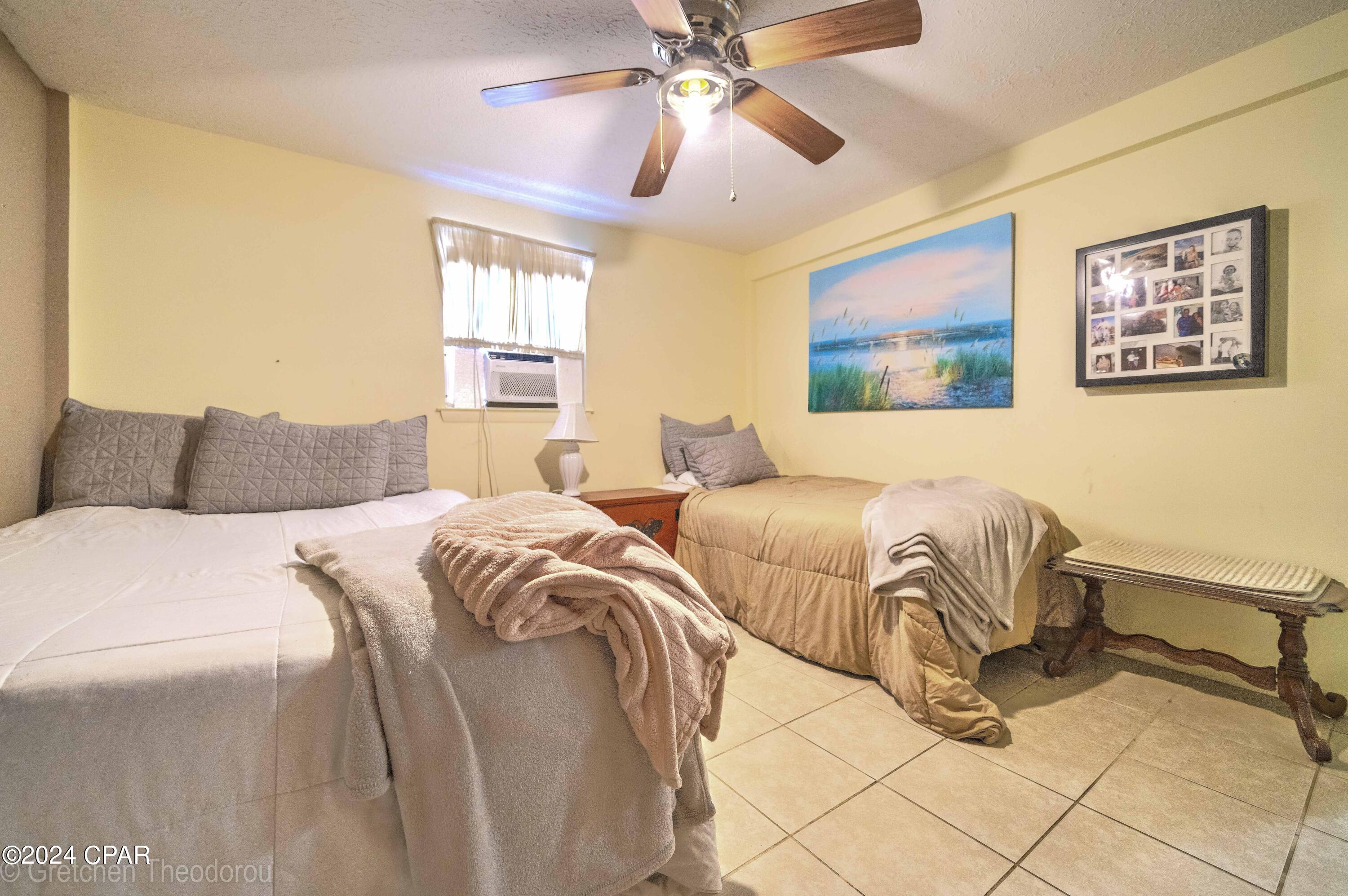 Holiday Beach Unit 14 - Residential