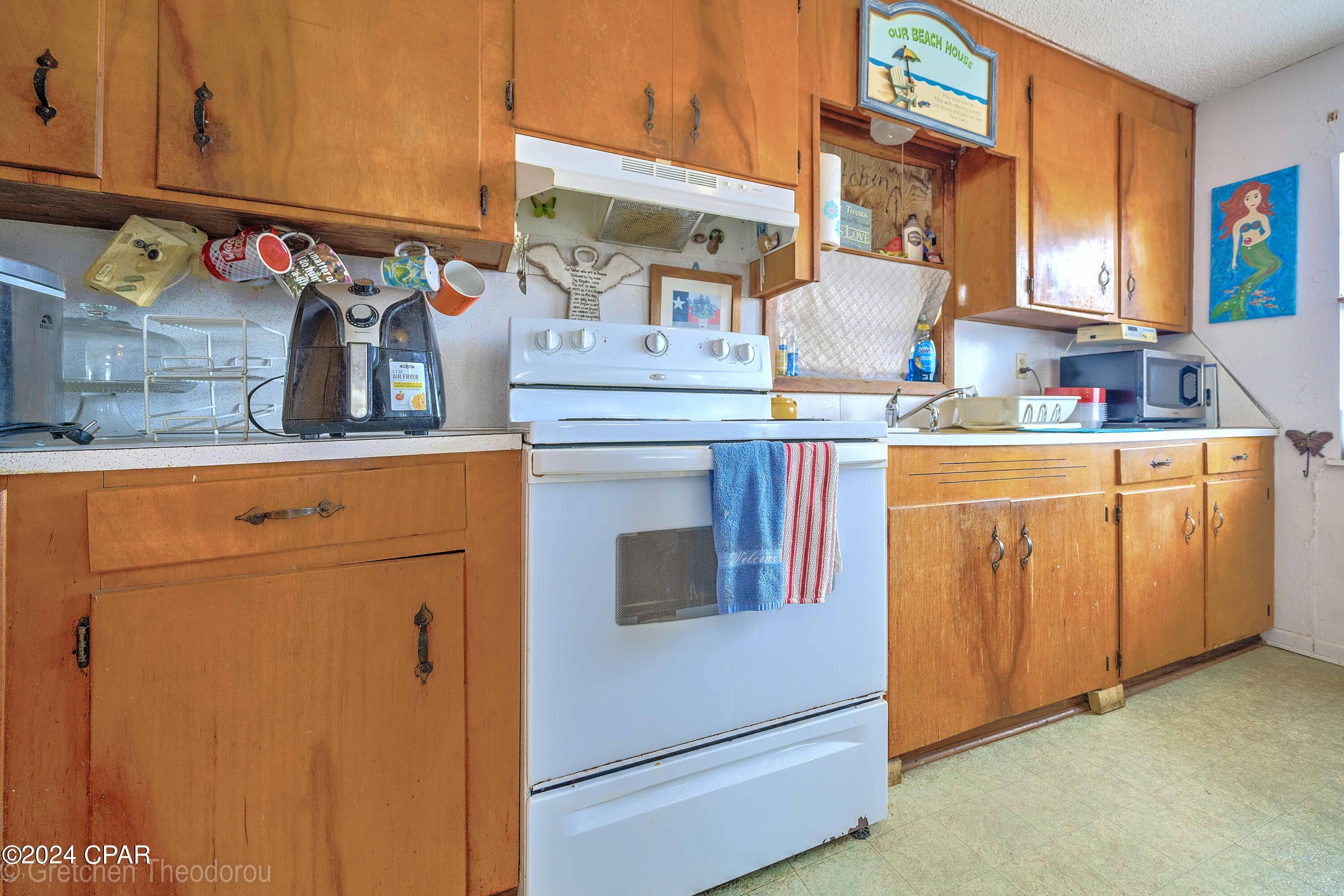 Holiday Beach Unit 14 - Residential