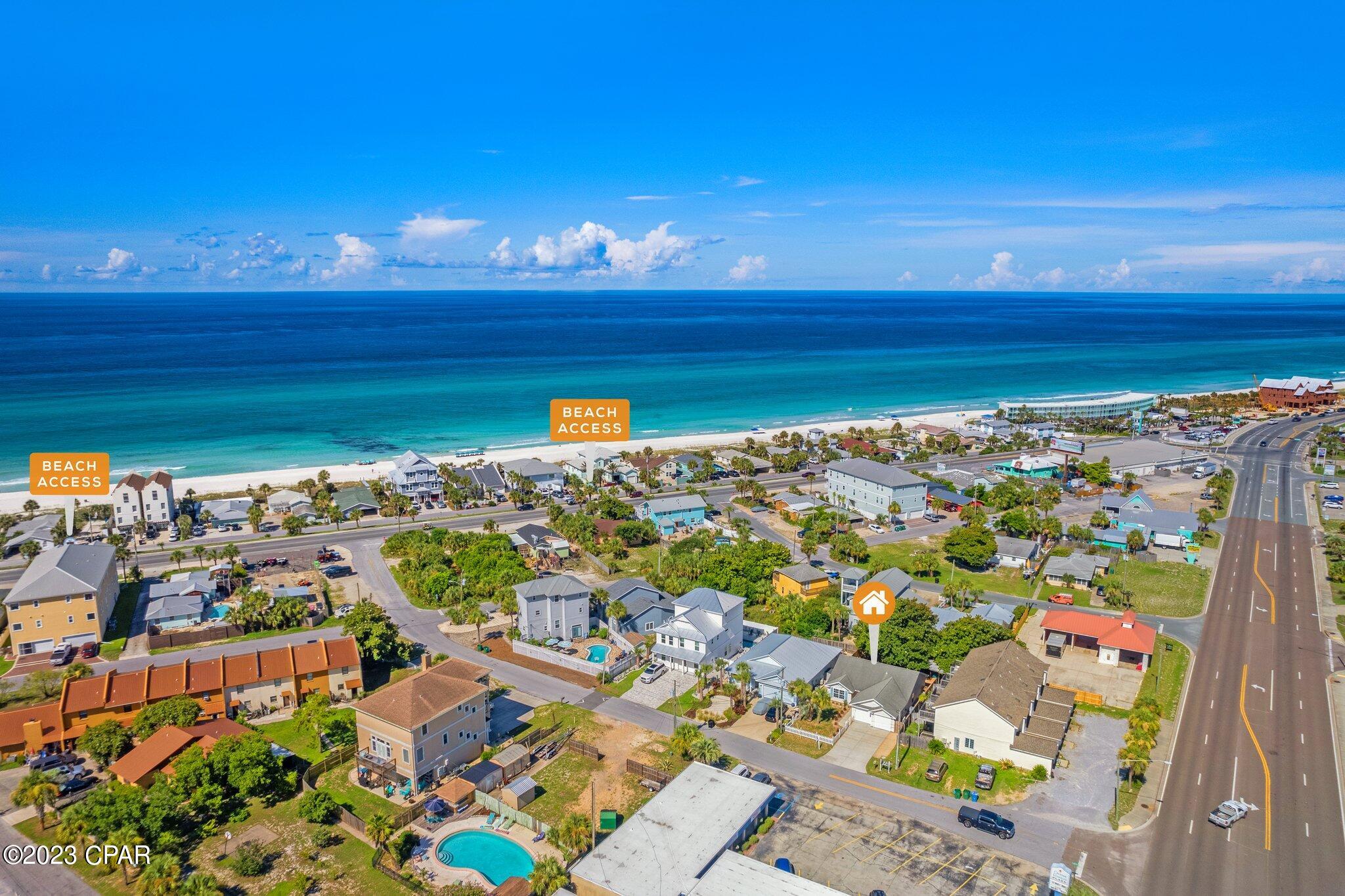 Casa De Las Flores - Residential