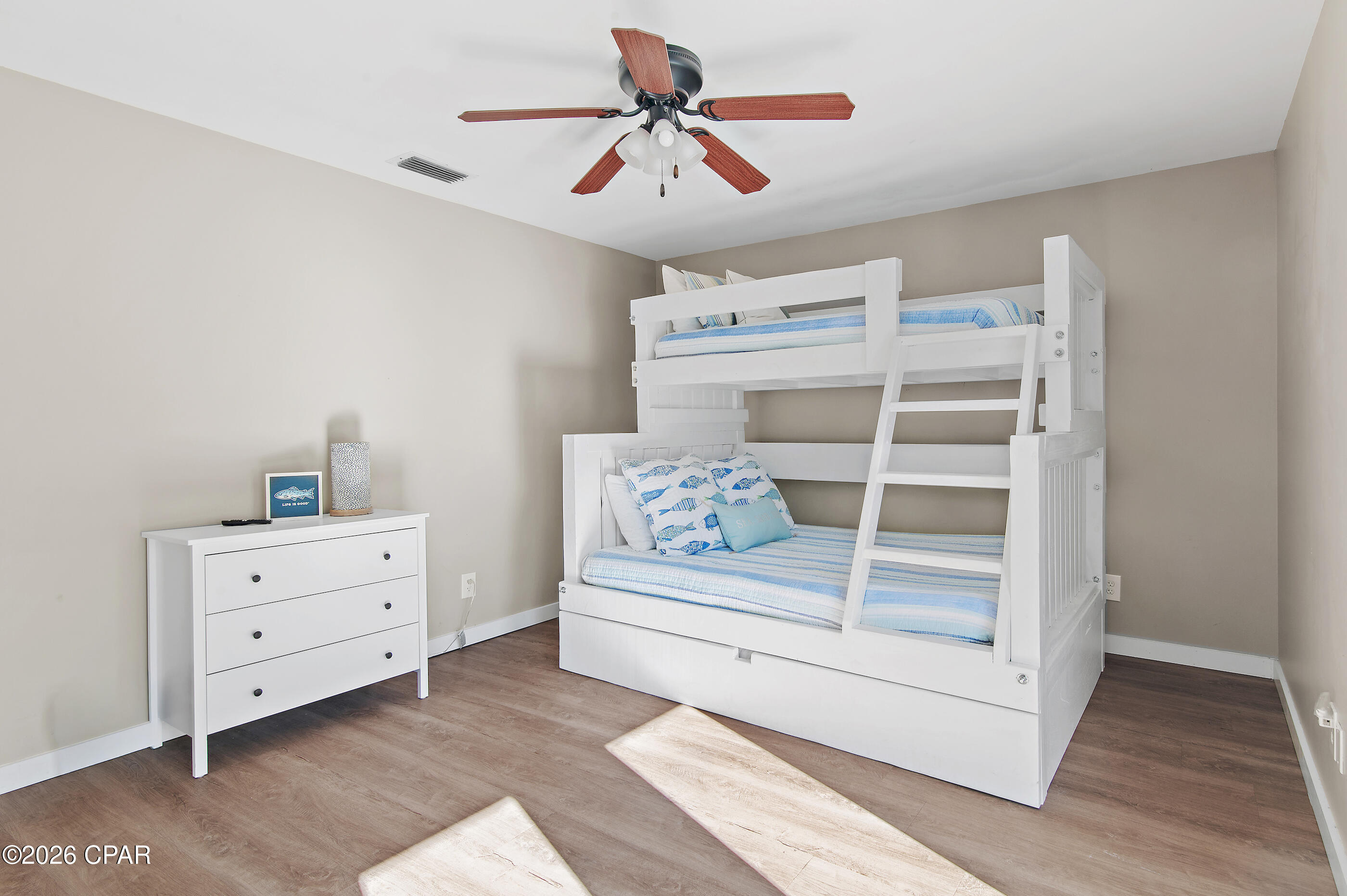 Pirate's Cove Inlet - Residential