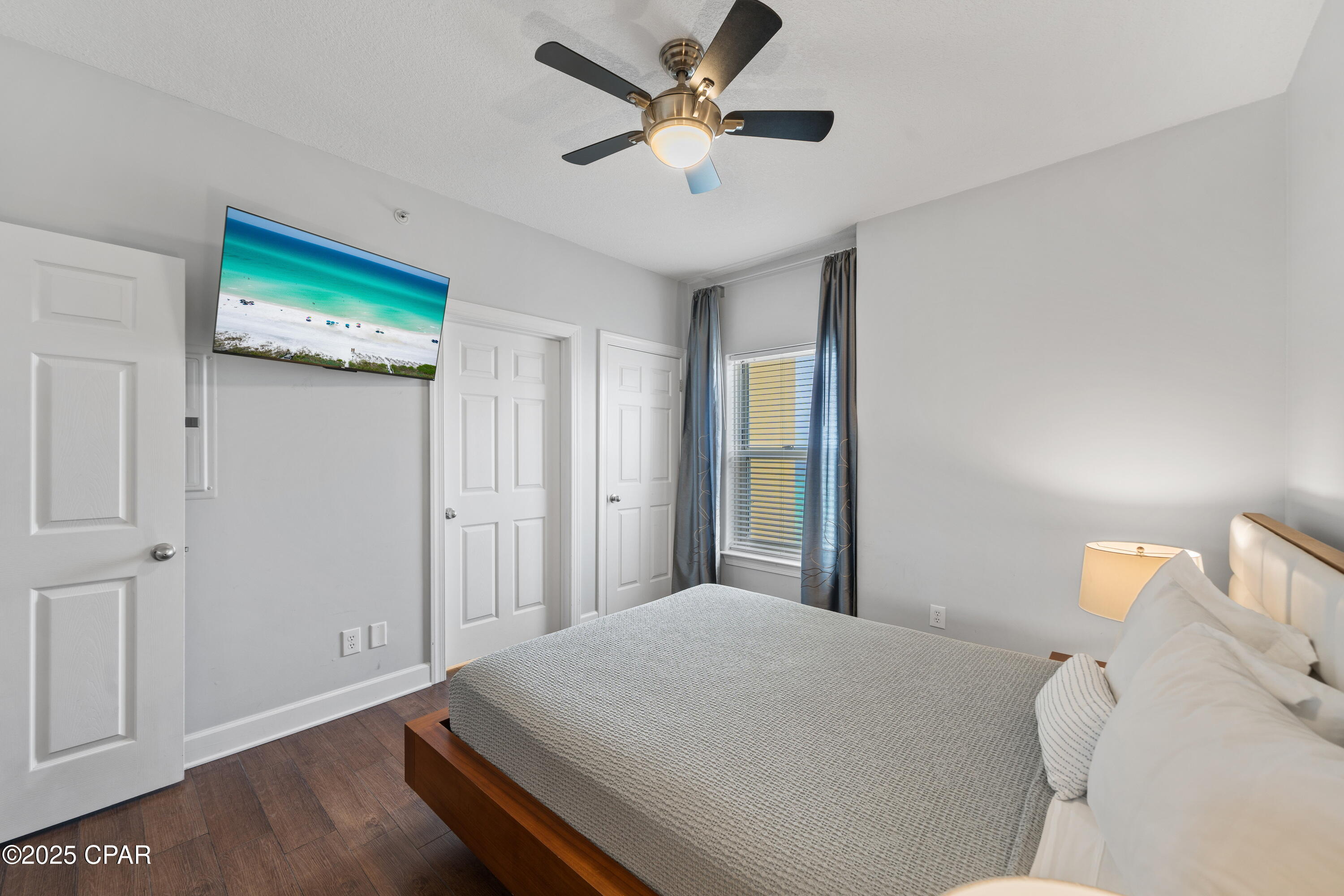 Emerald Isle - Residential