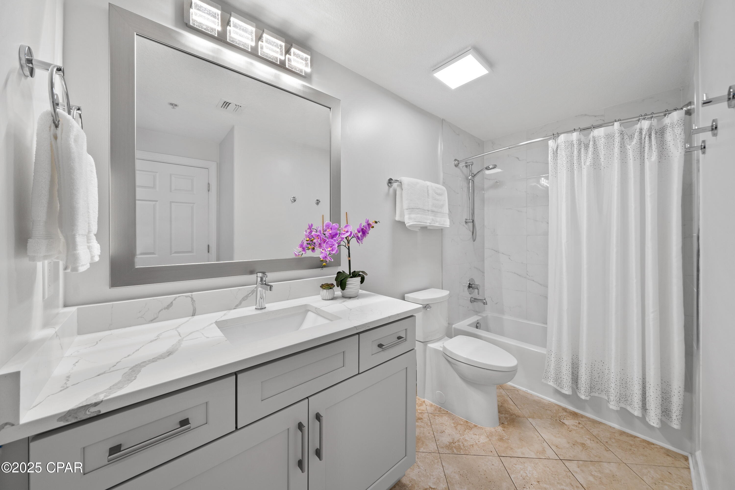 Emerald Isle - Residential