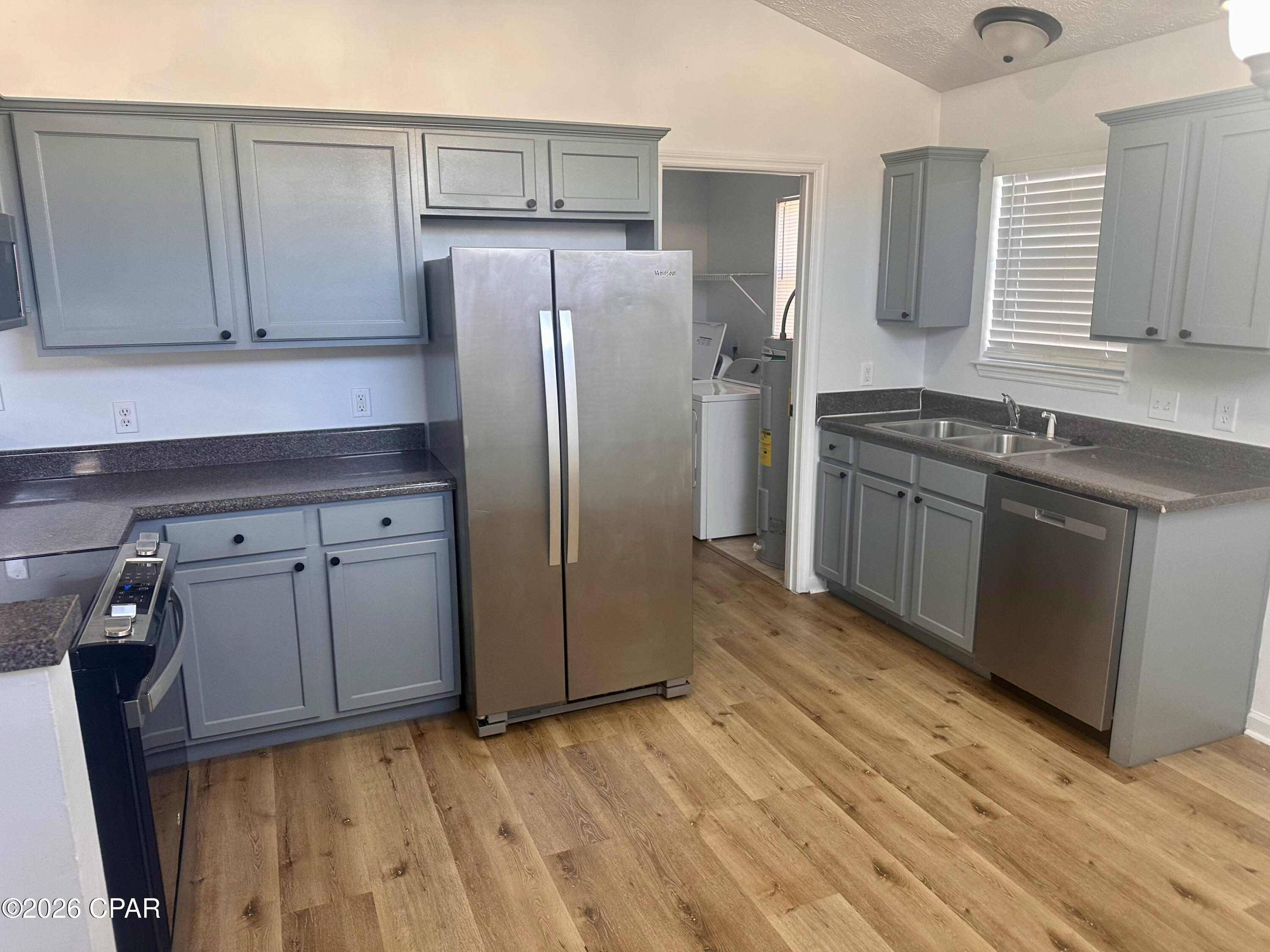 Palm Cove - Residential Lease