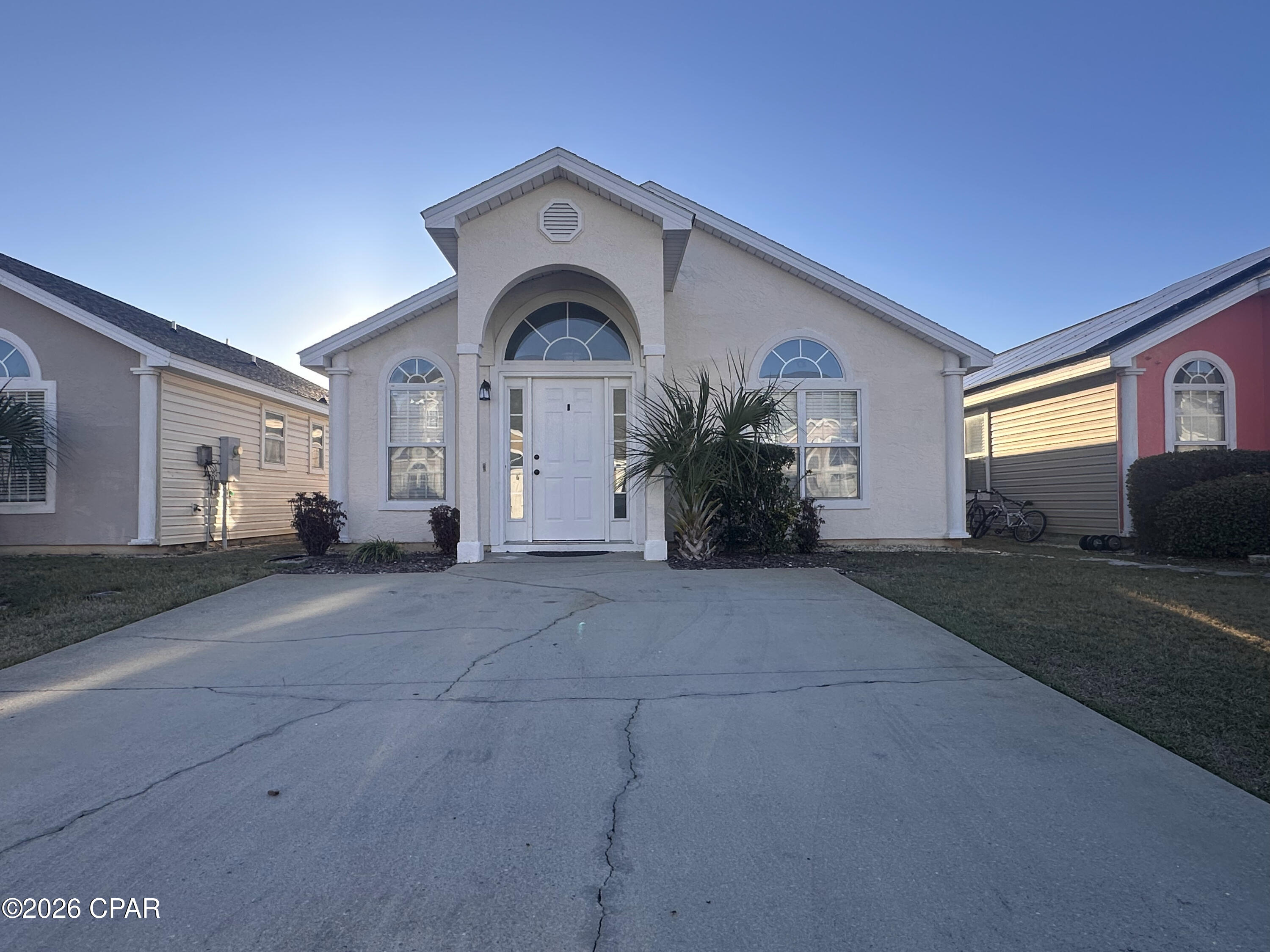 Palm Cove - Residential Lease