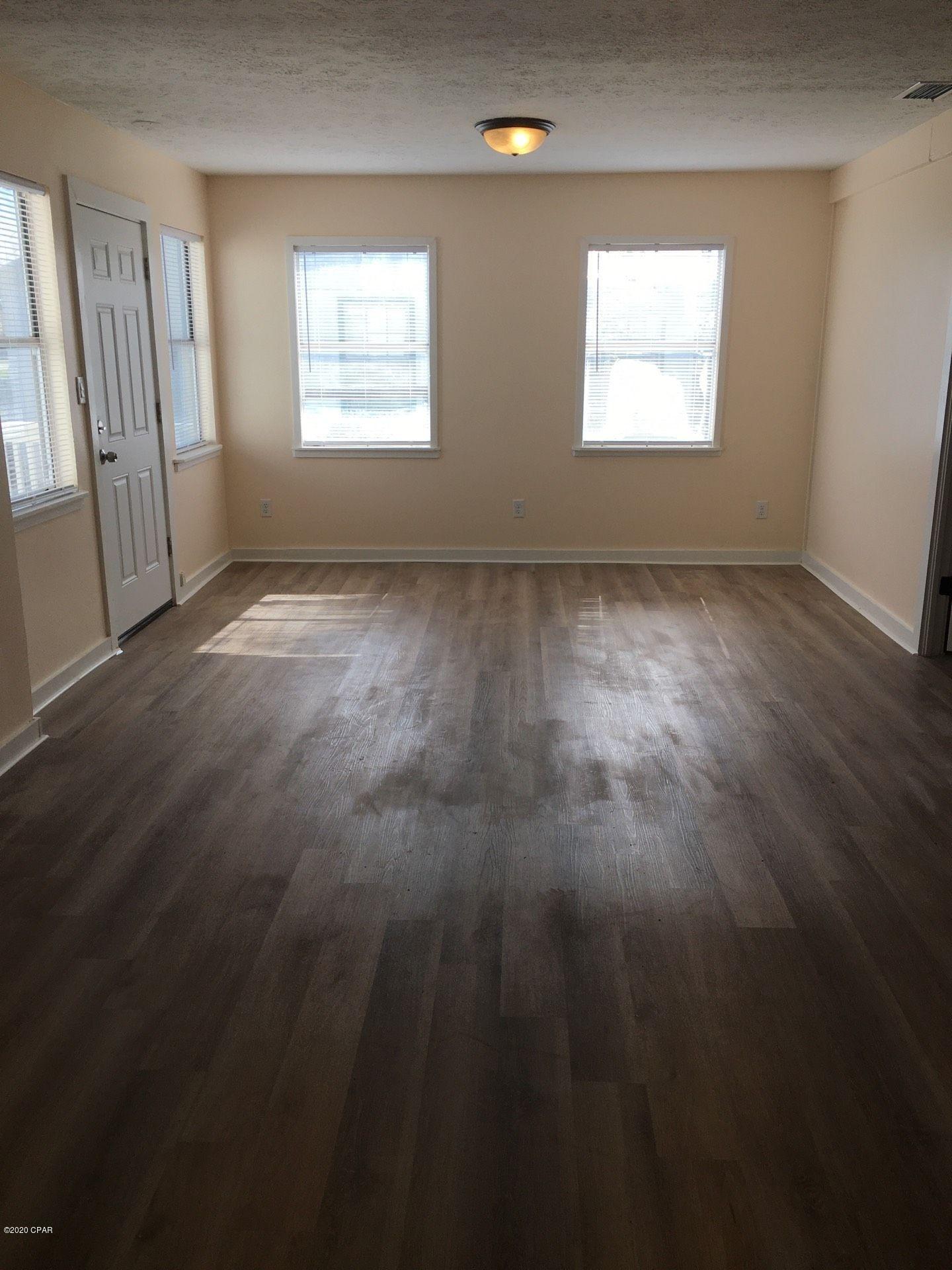 [No Recorded Subdiv] - Residential Lease