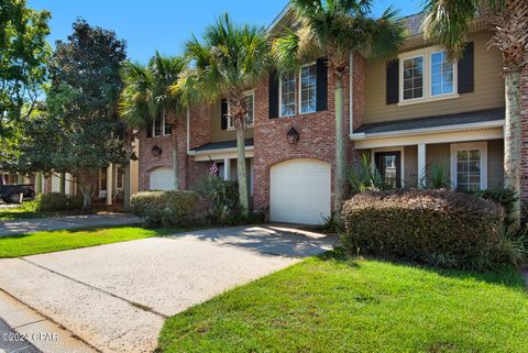 A home in Niceville