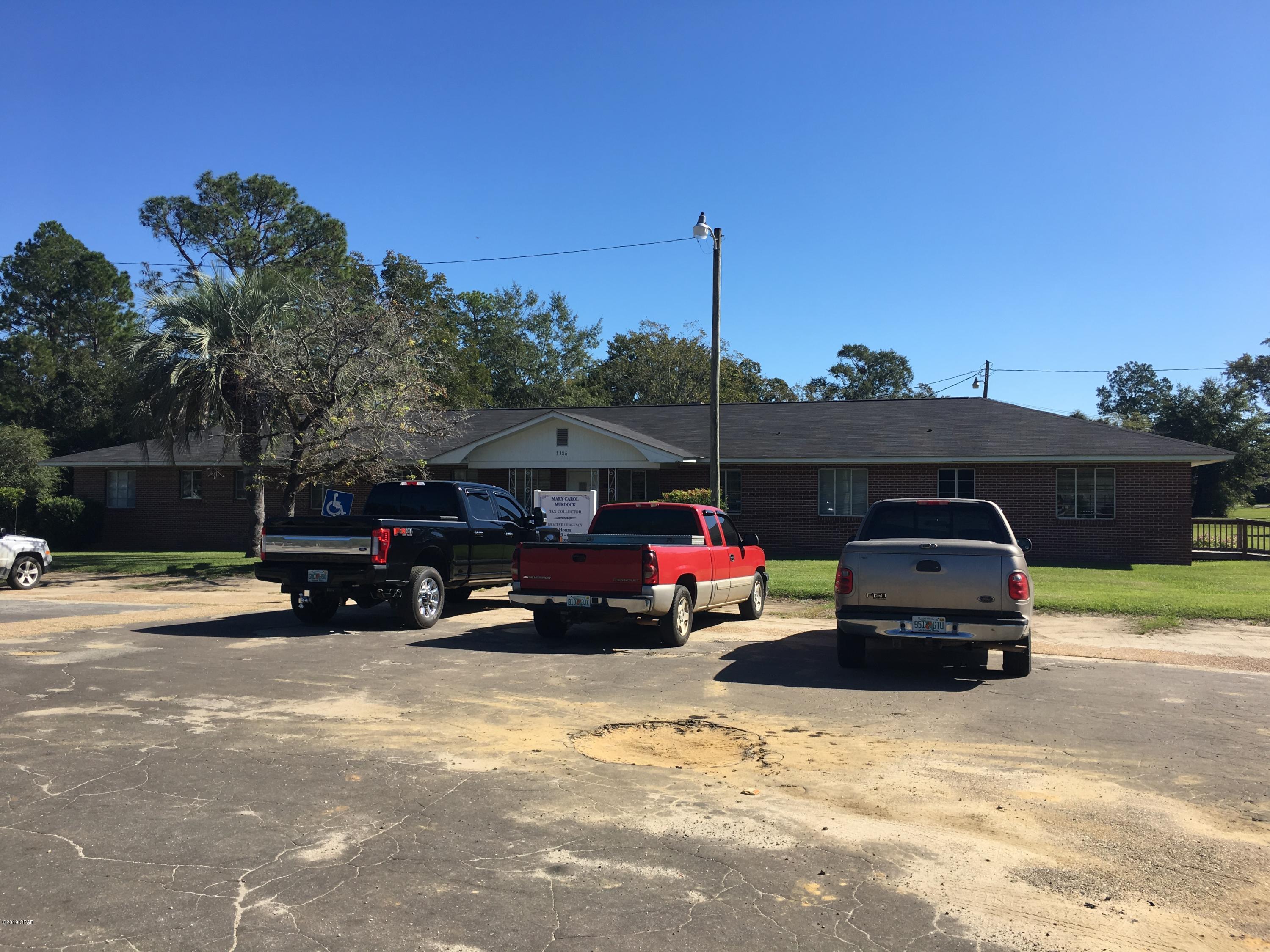 [No Recorded Subdiv] - Commercial Sale