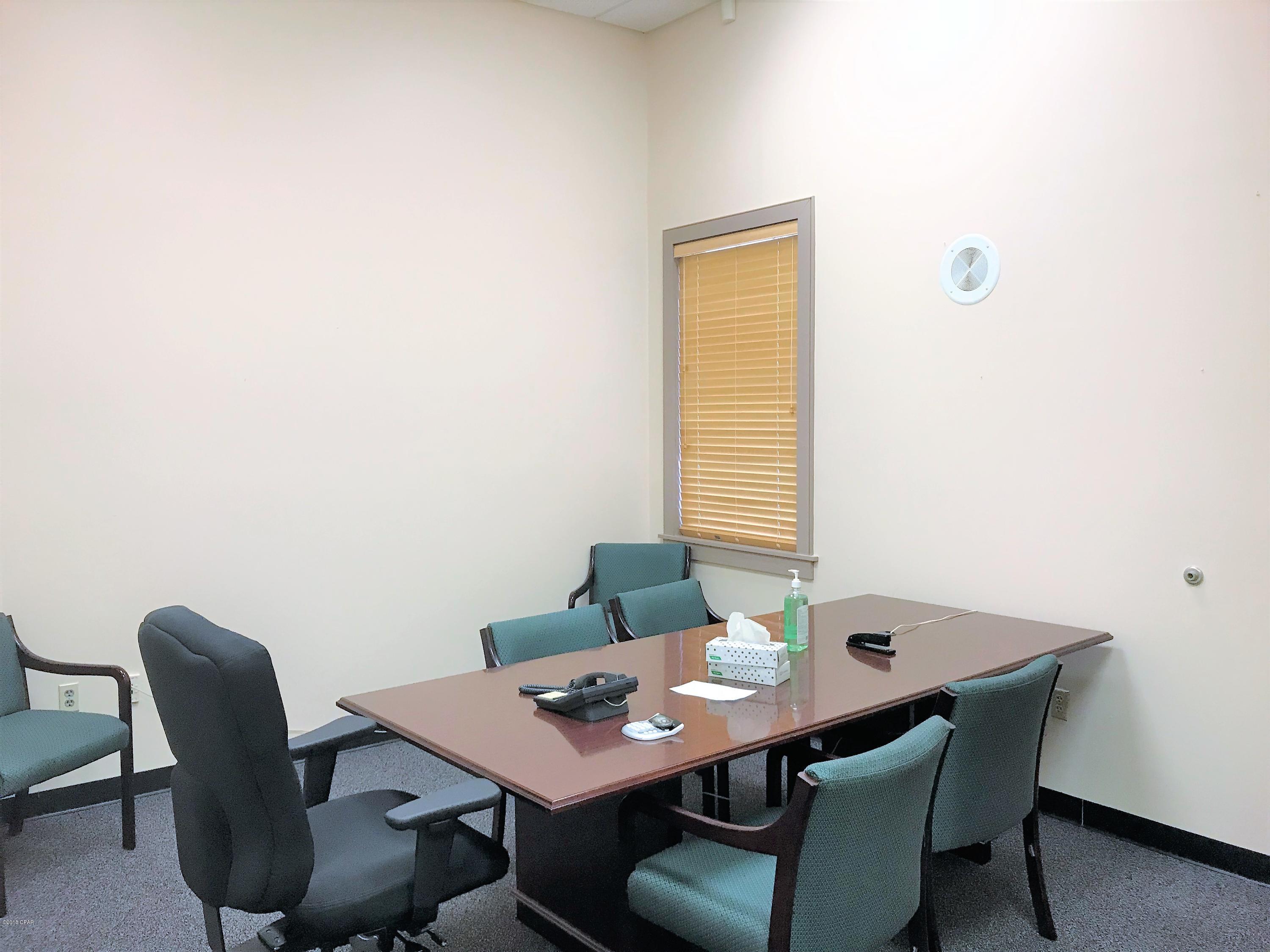 Forest Park - Commercial Lease