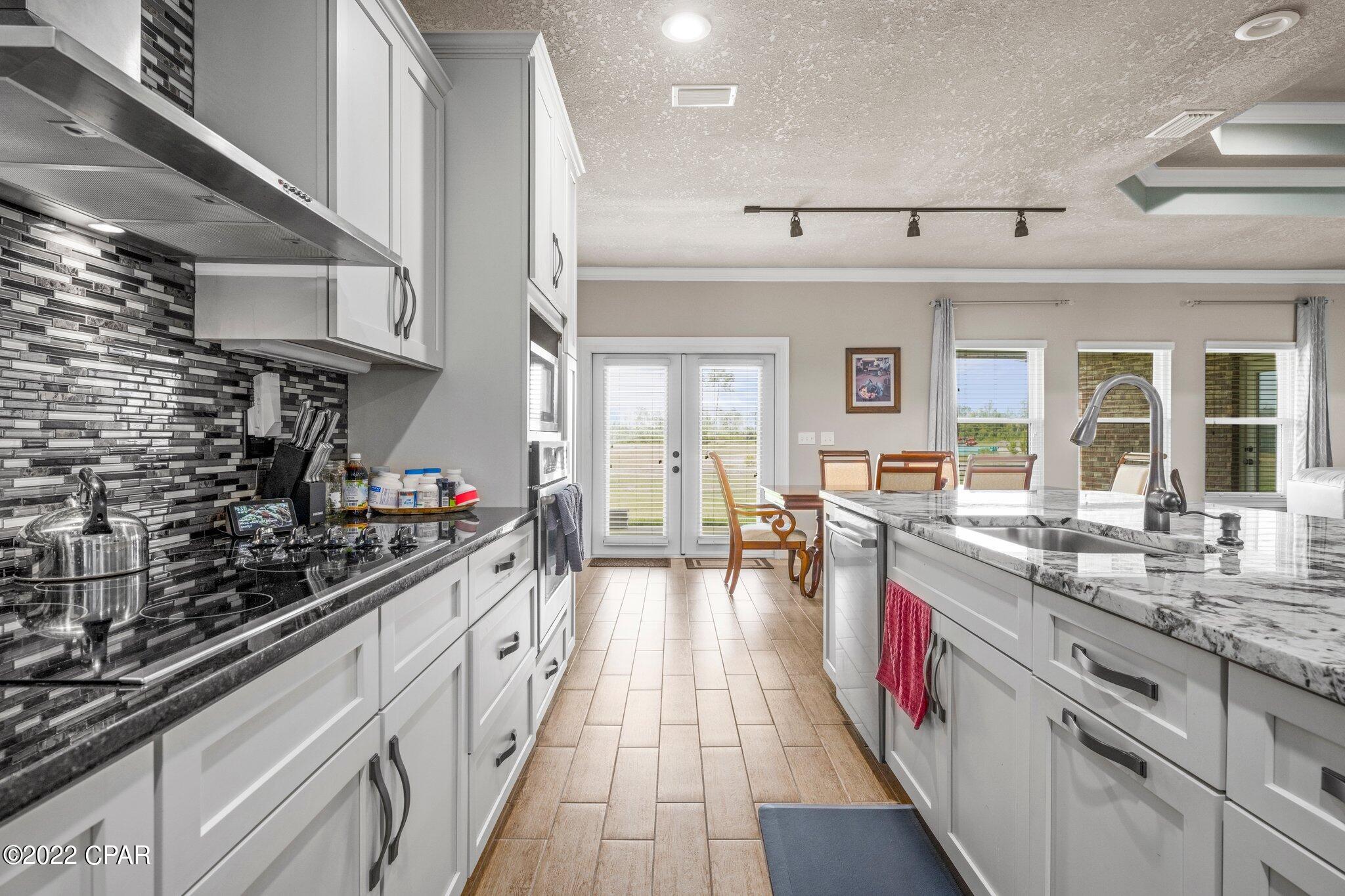 Village Of Mill Bayou/Shoreline Village Ph 1A - Residential