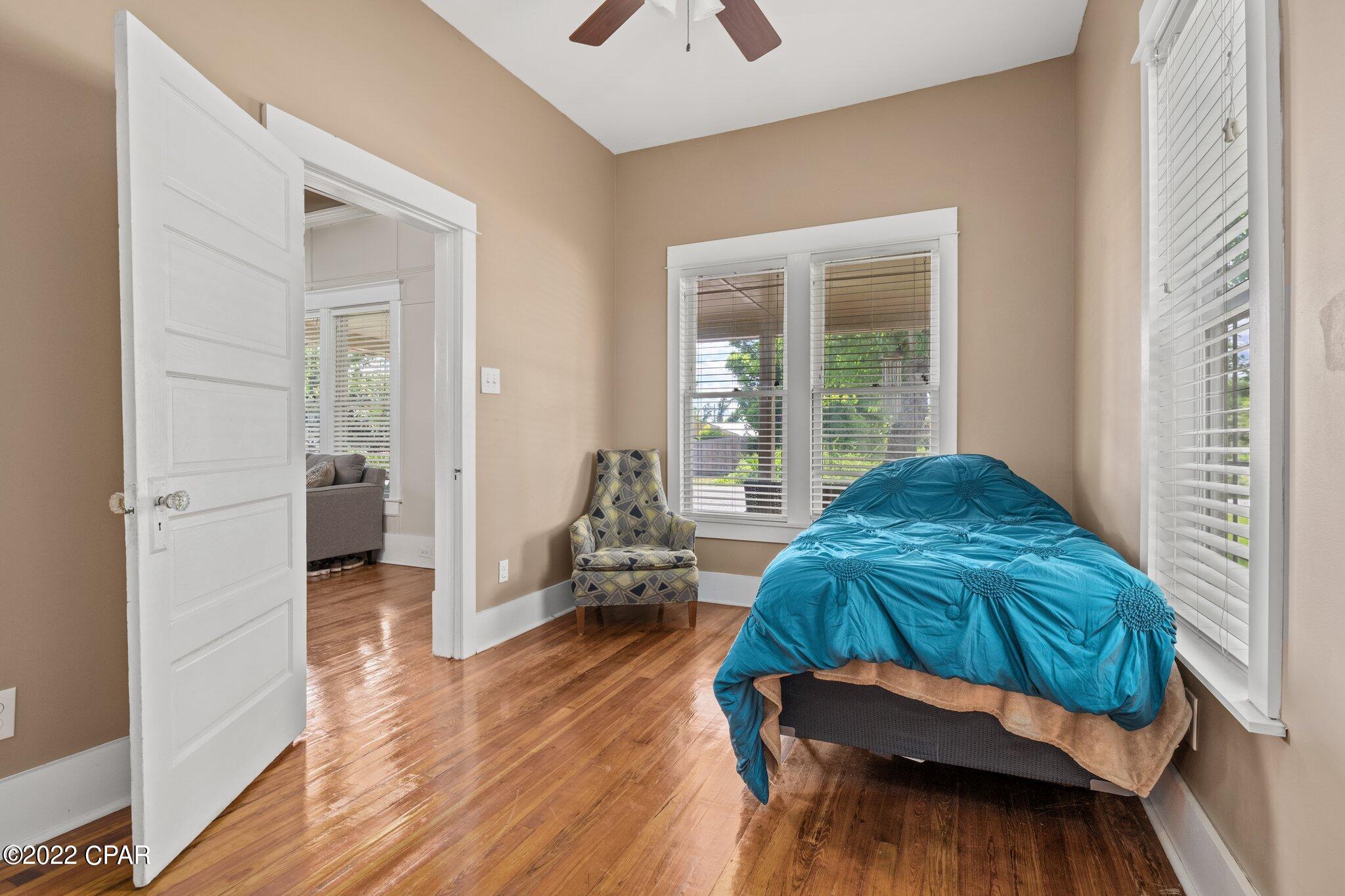 [No Recorded Subdiv] - Residential