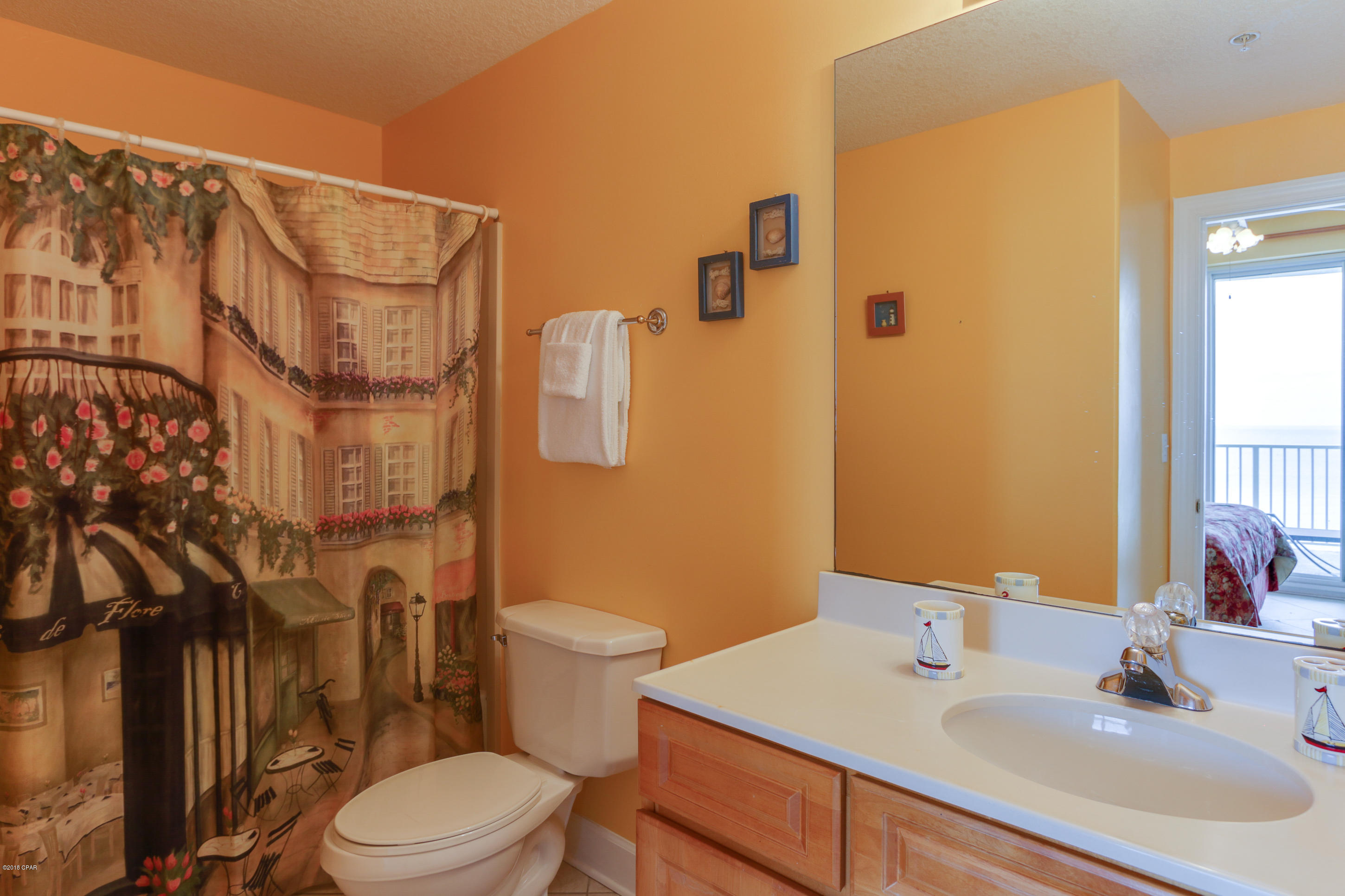 Twin Palms Resort - Residential