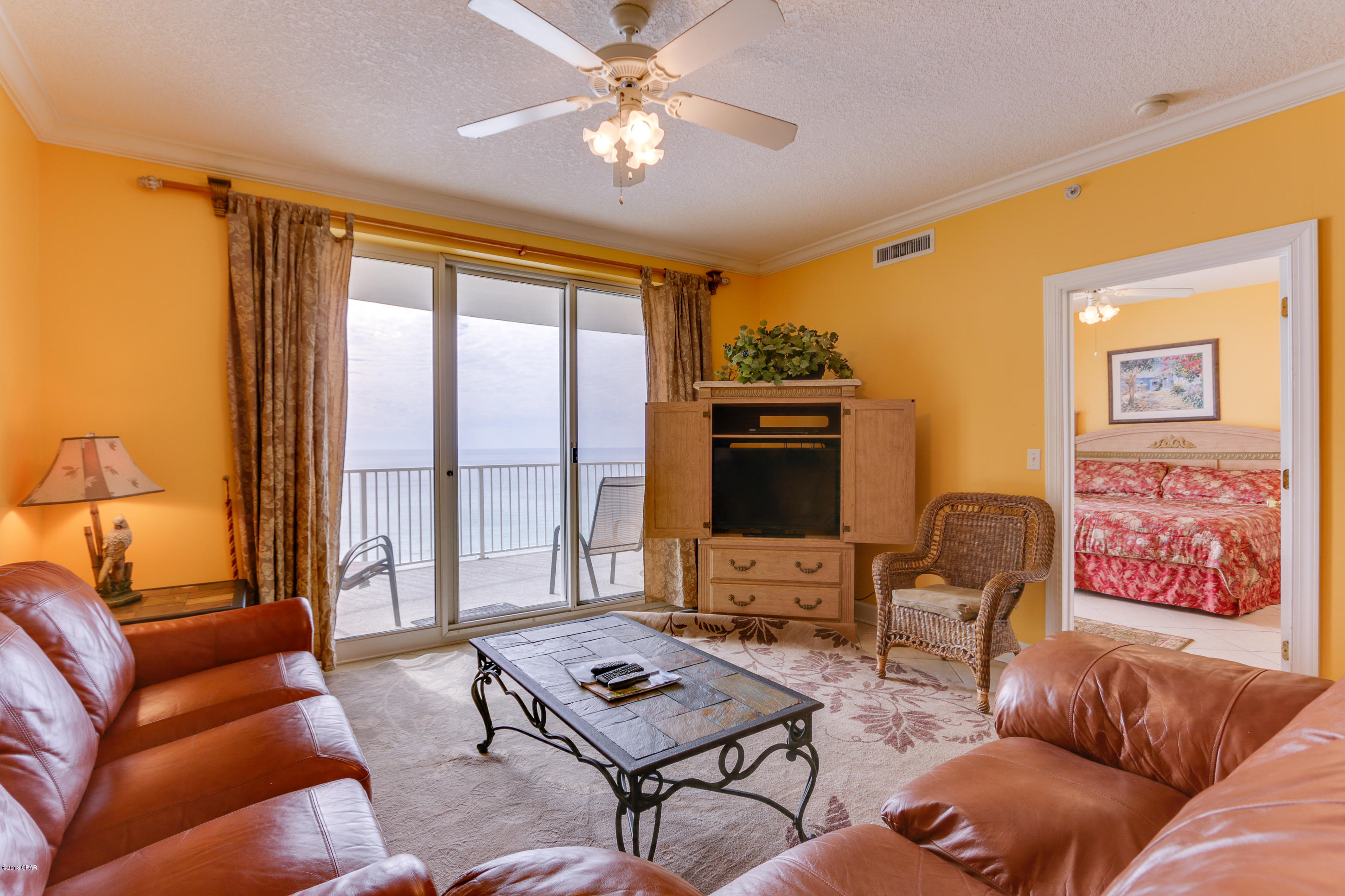 Twin Palms Resort - Residential