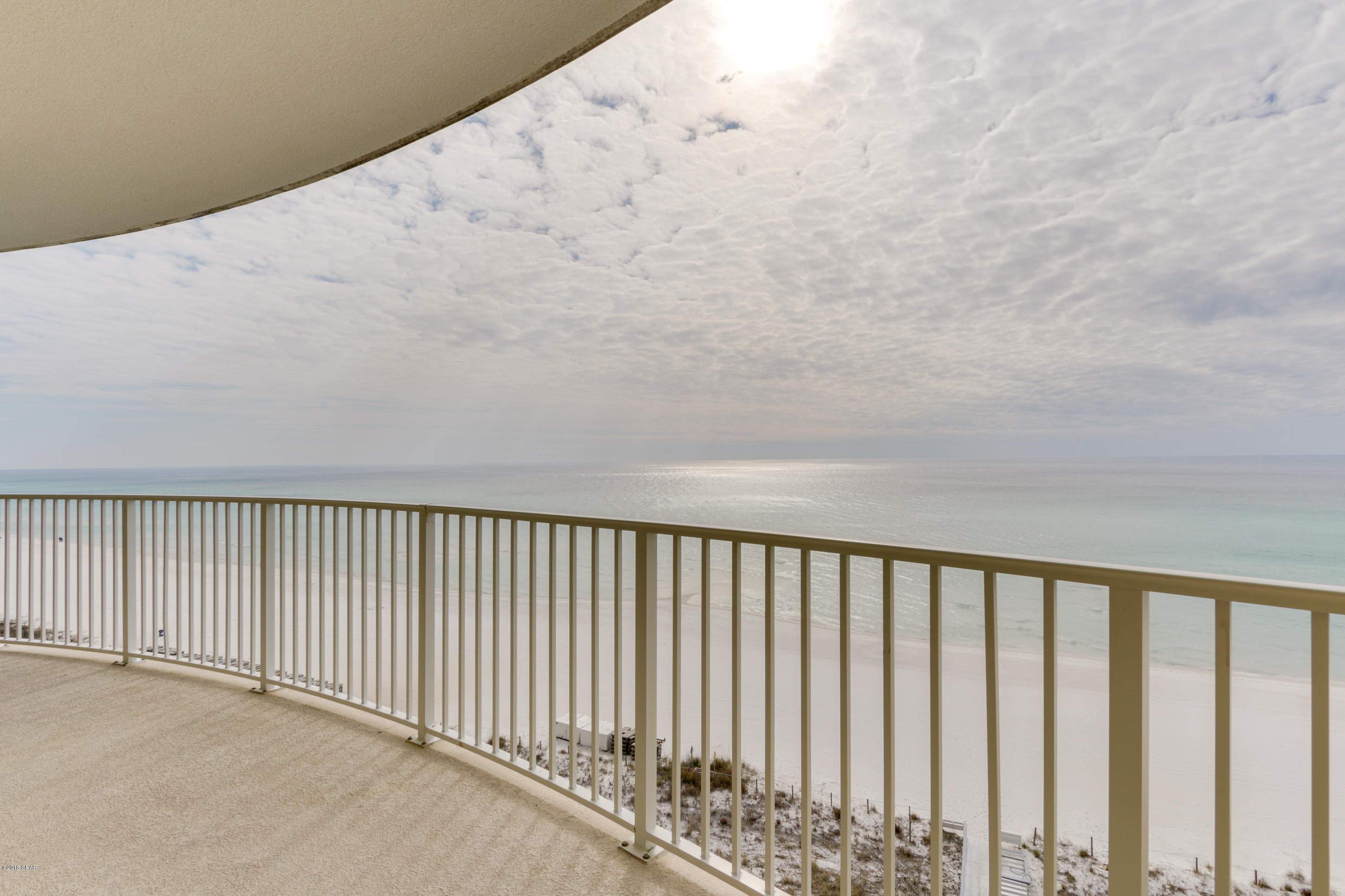 Twin Palms Resort - Residential