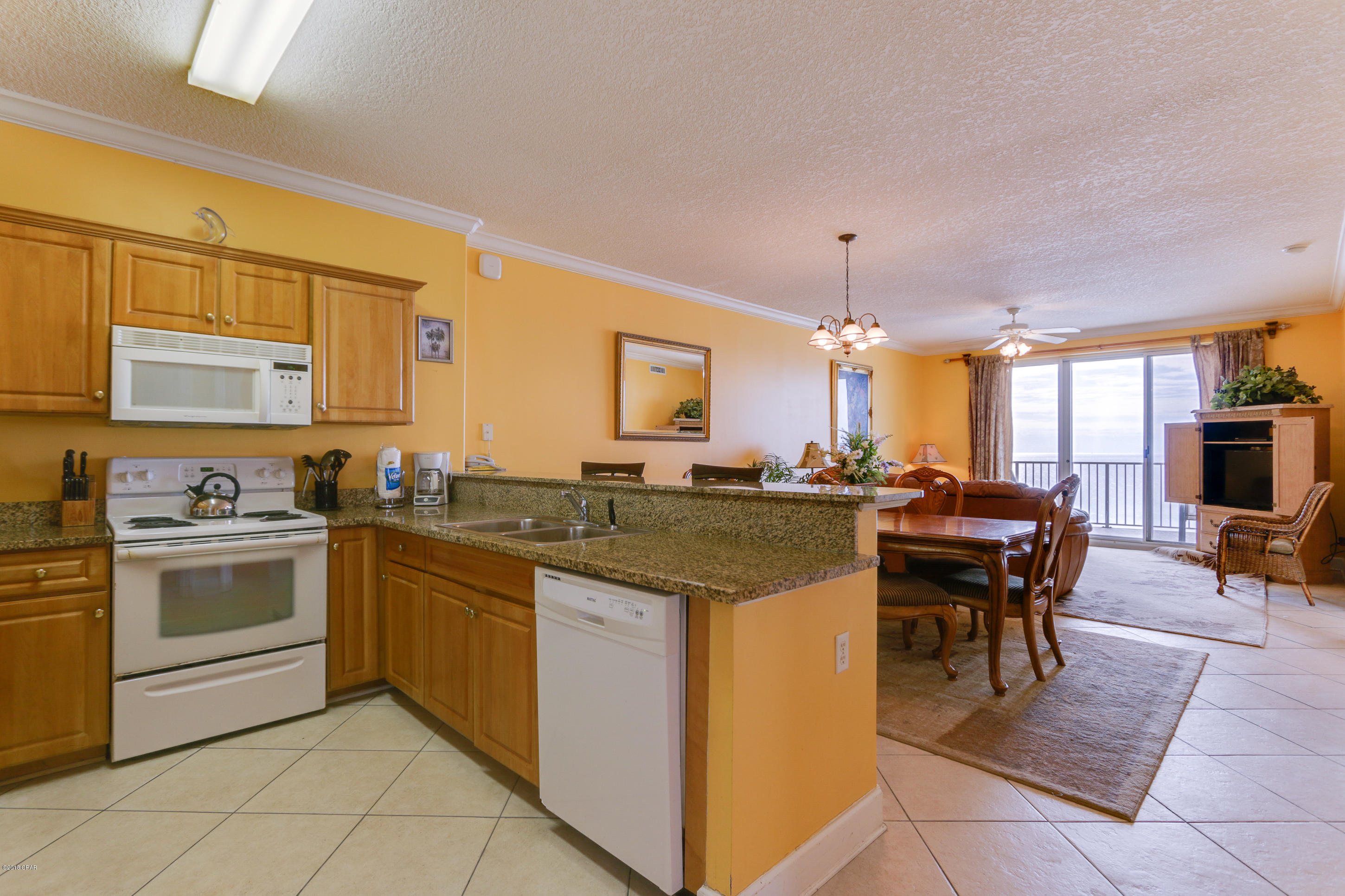 Twin Palms Resort - Residential