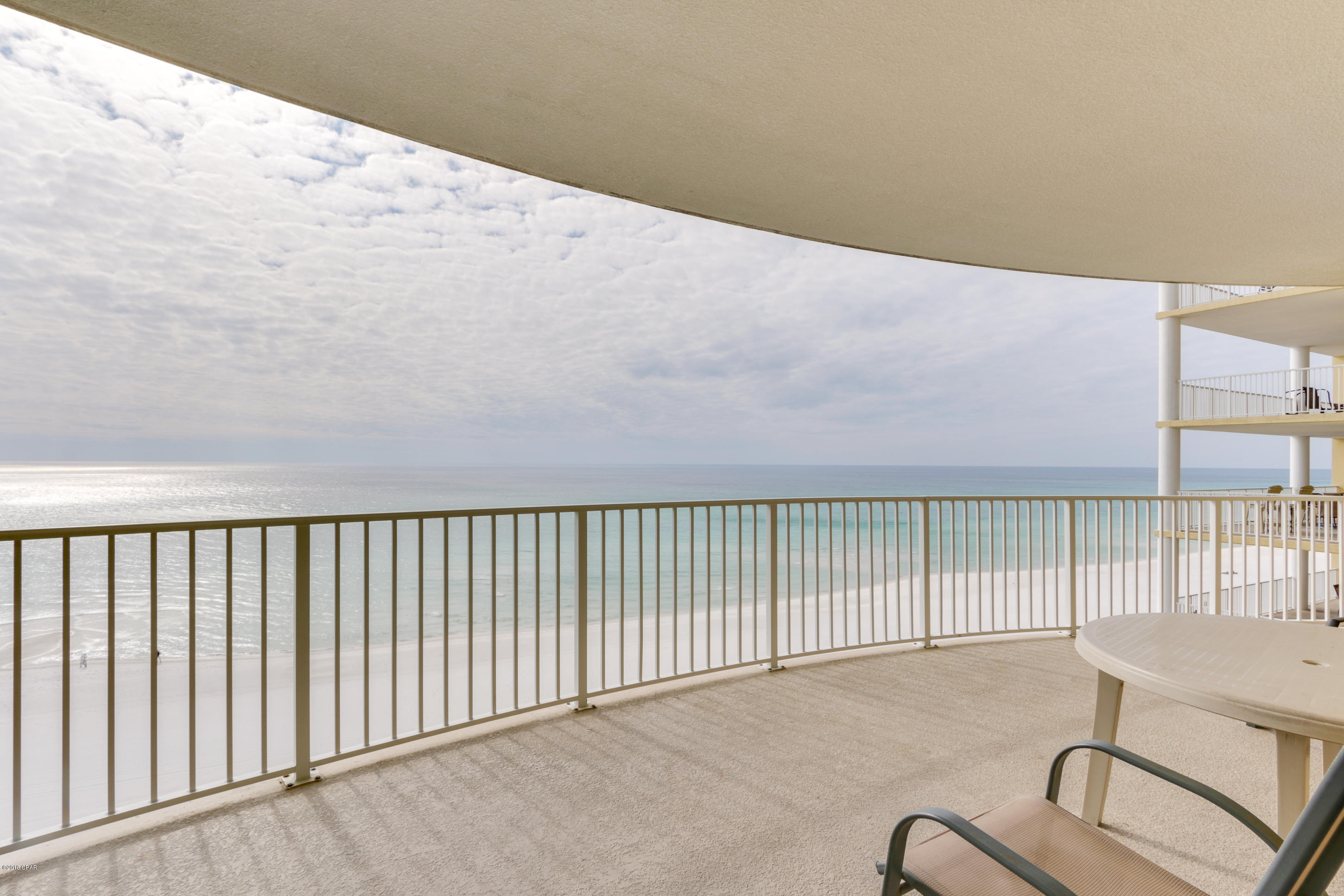 Twin Palms Resort - Residential