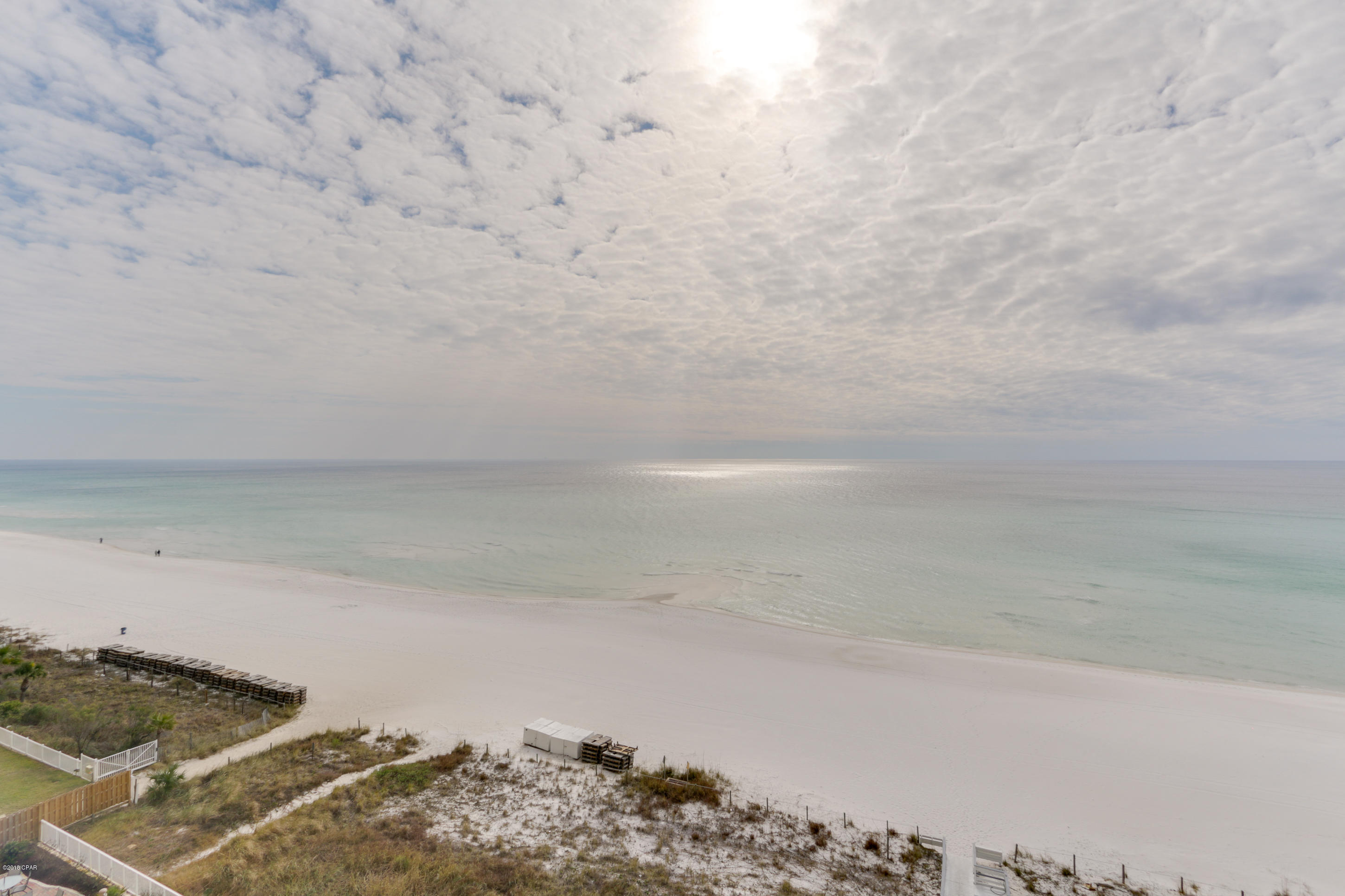 Twin Palms Resort - Residential