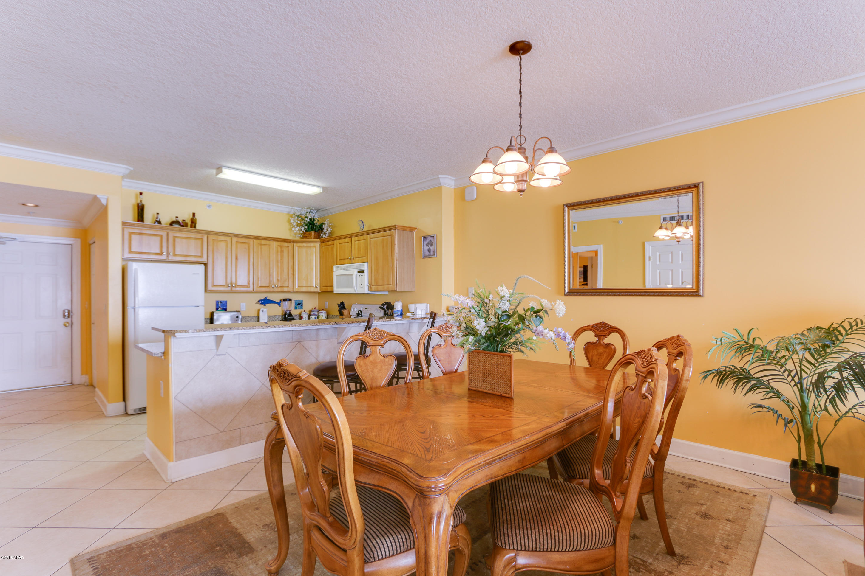 Twin Palms Resort - Residential